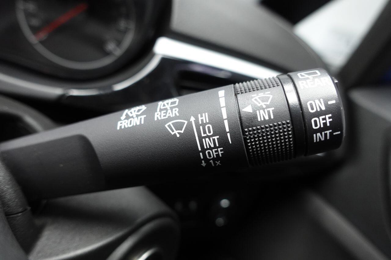 Vauxhall Corsa - Image 32