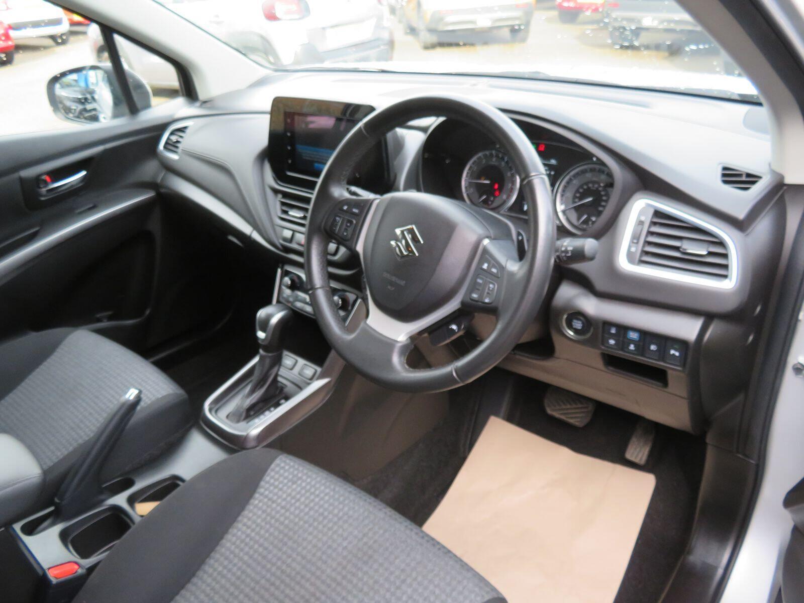 Suzuki S-Cross - Image 12