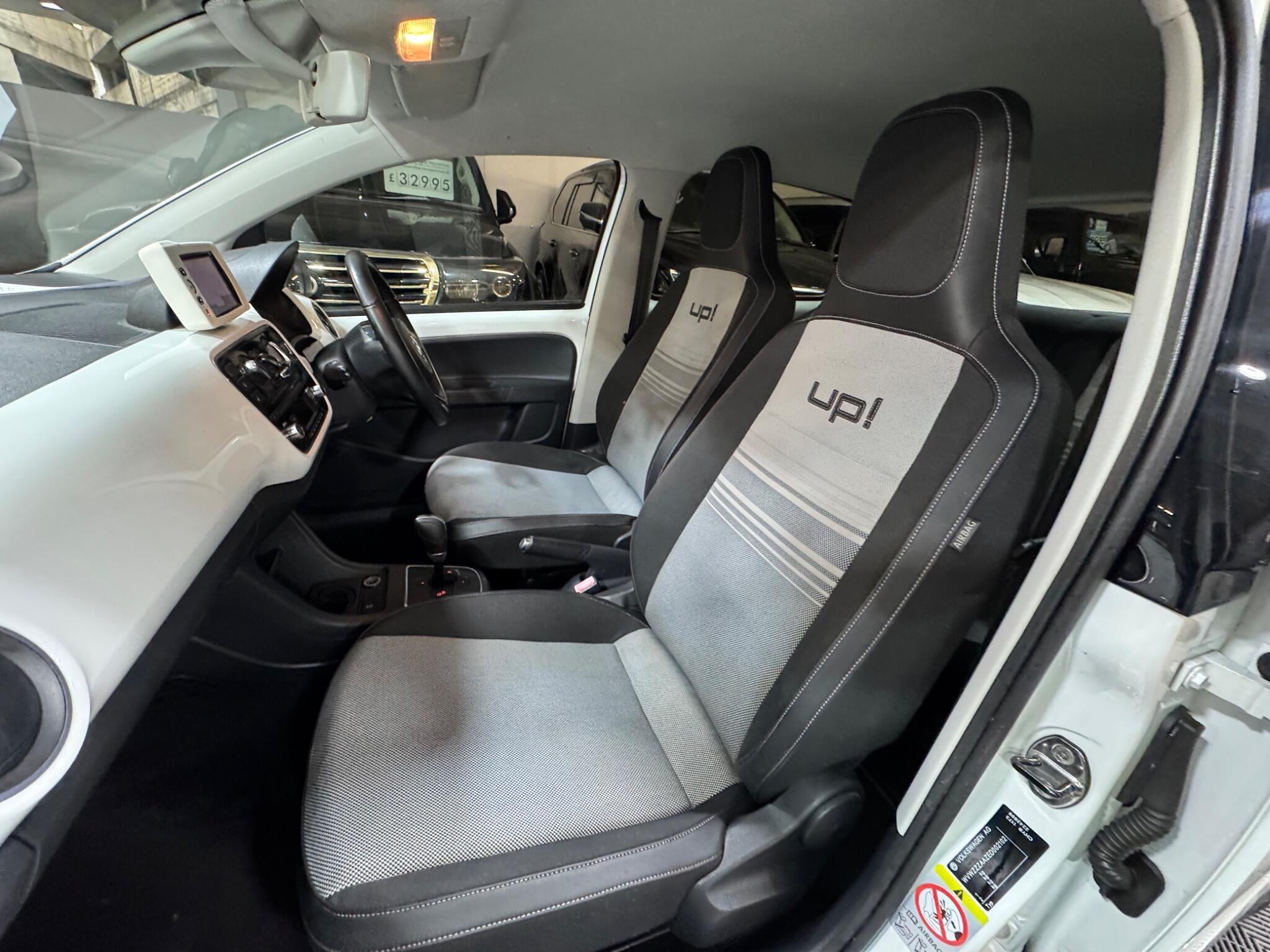 Volkswagen up! - Image 9