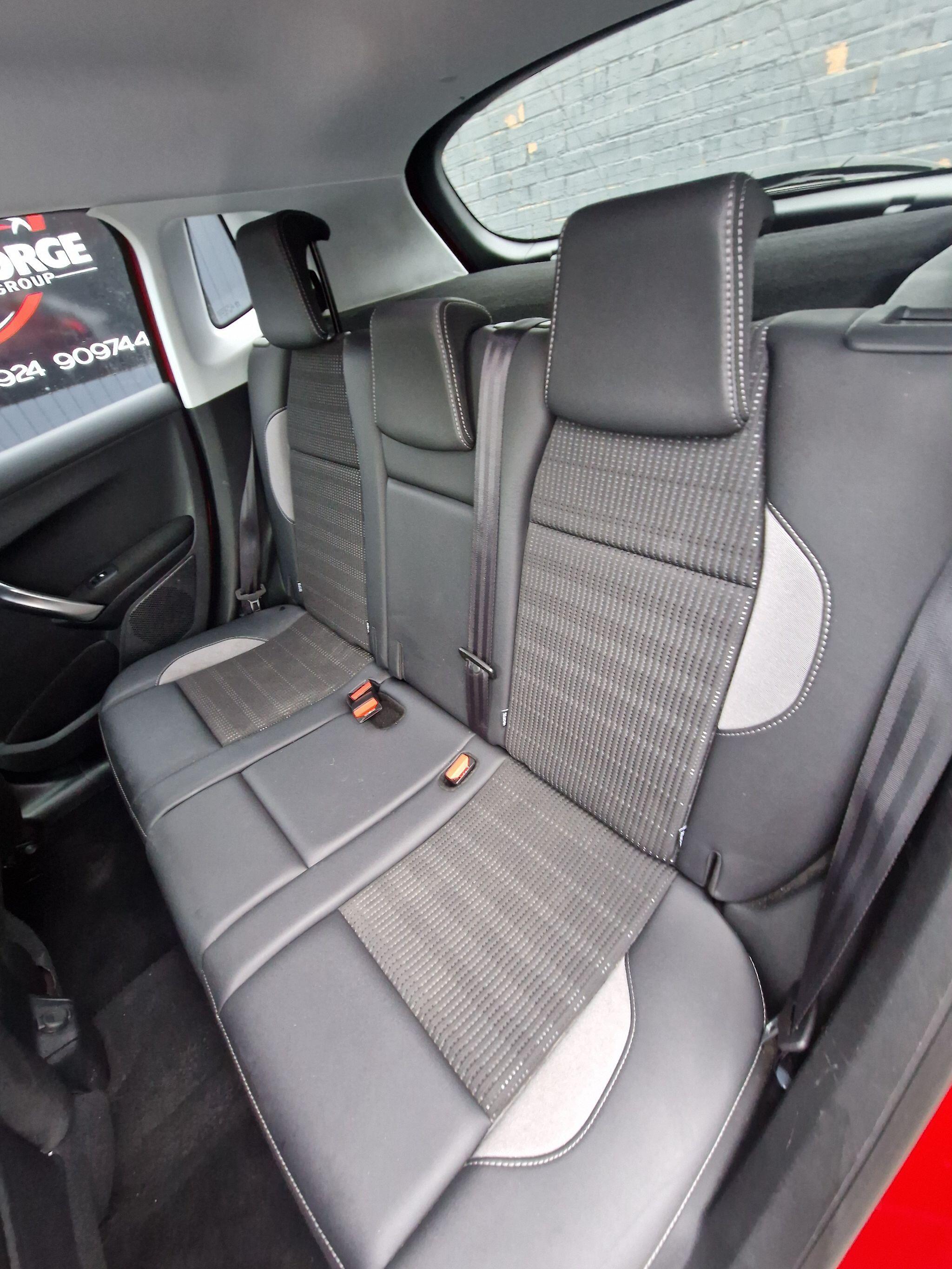 Peugeot 2008 - Image 31