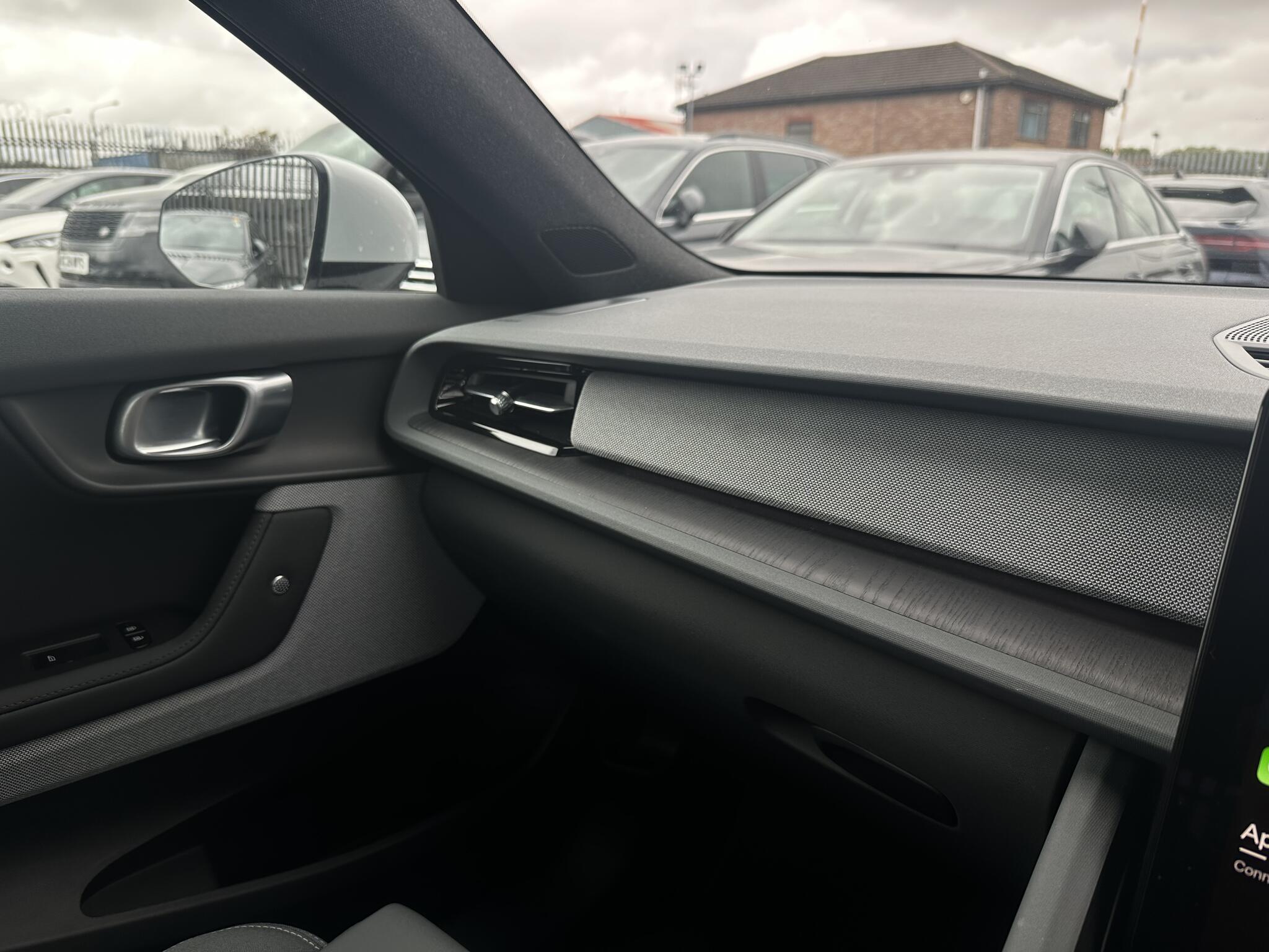 Polestar Polestar 2 - Image 9