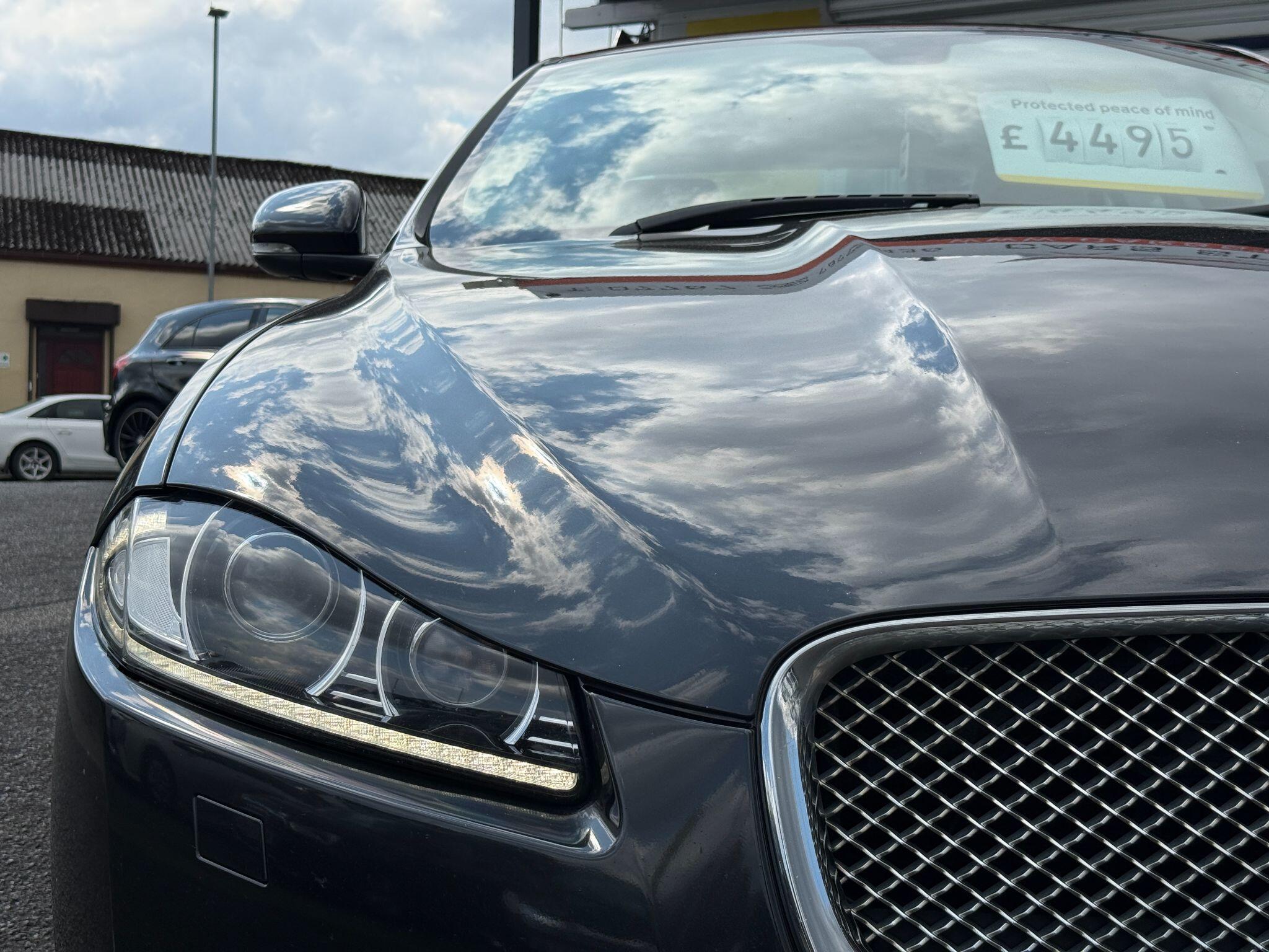 Jaguar XF - Image 12