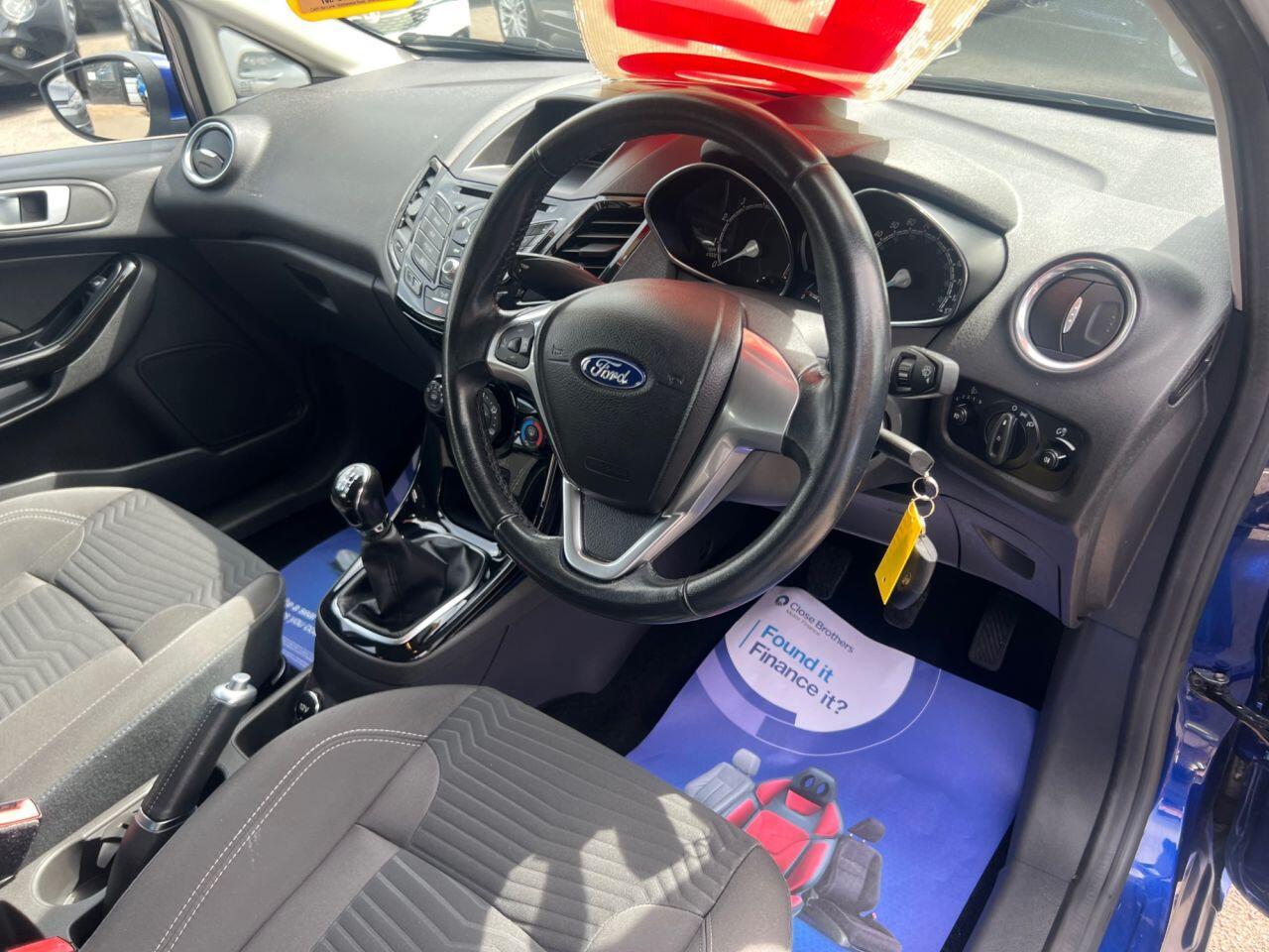 Ford Fiesta - Image 14