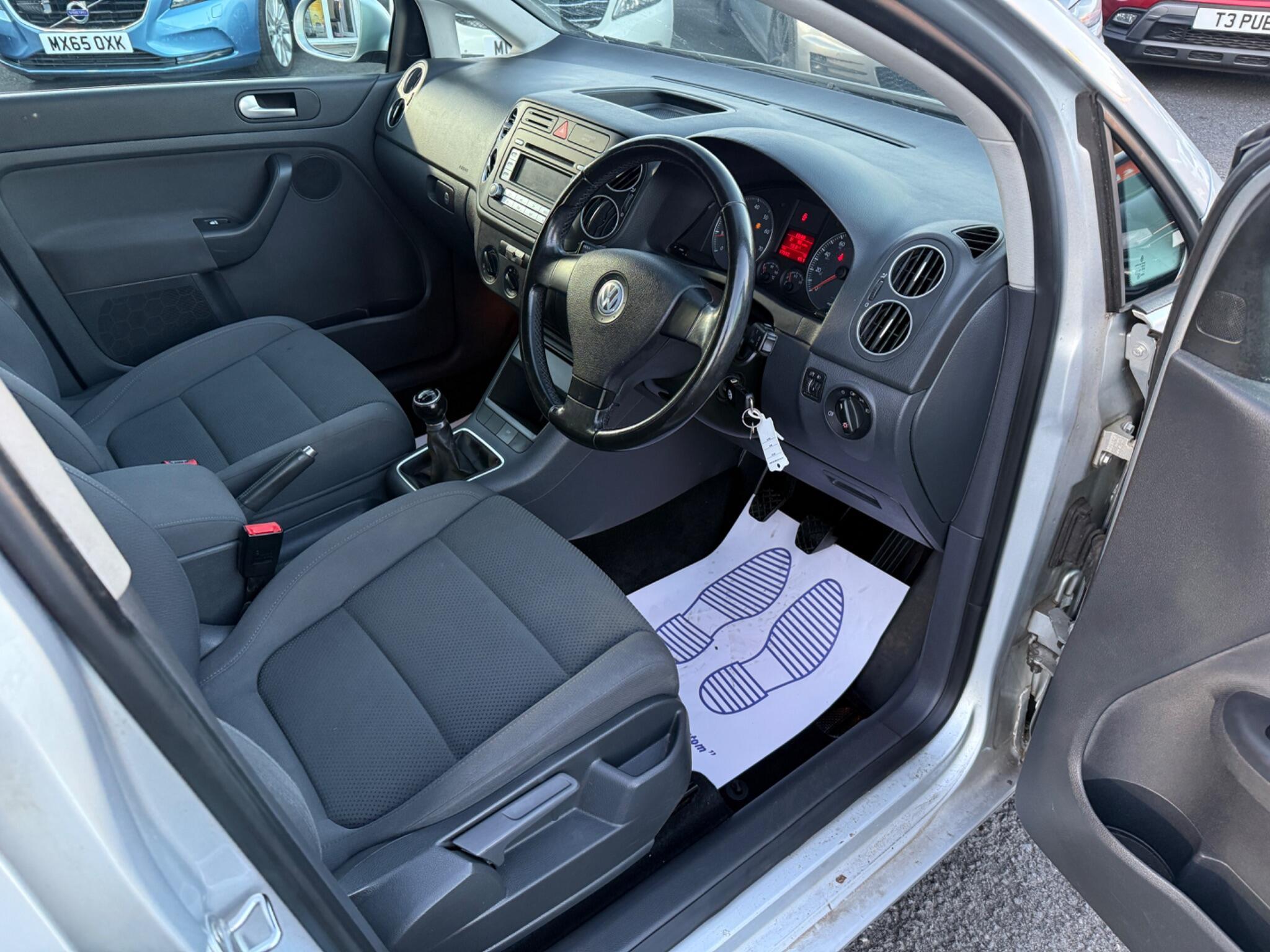 Volkswagen Golf Plus - Image 19