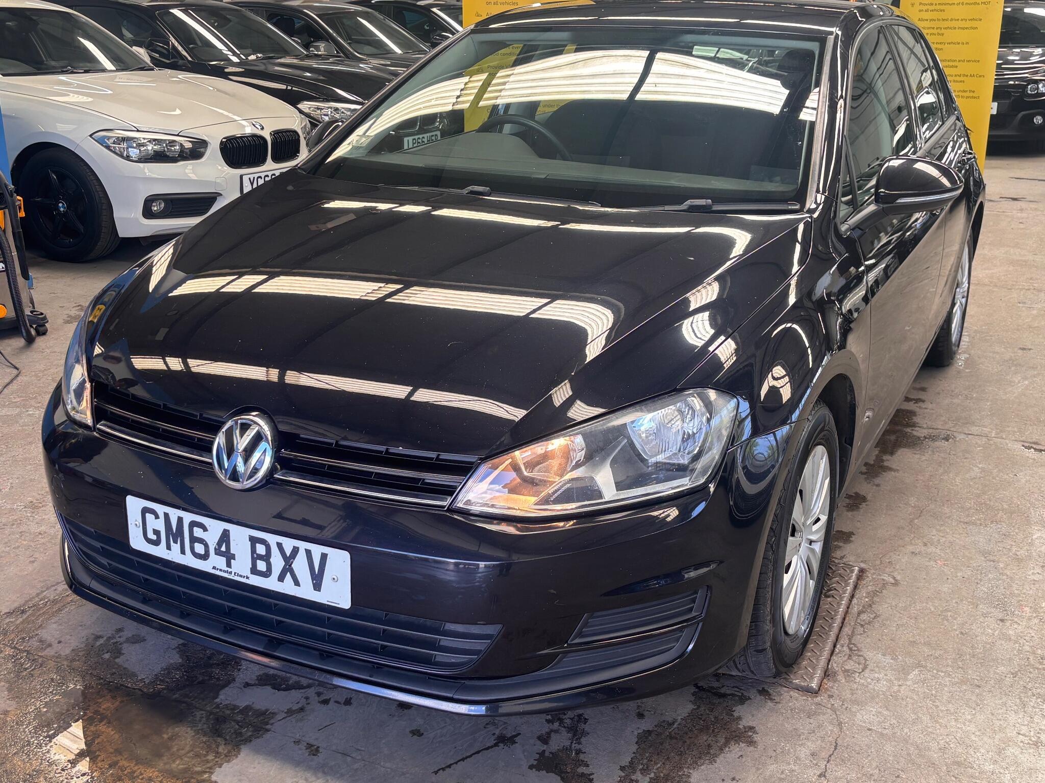 Volkswagen Golf - Image 28