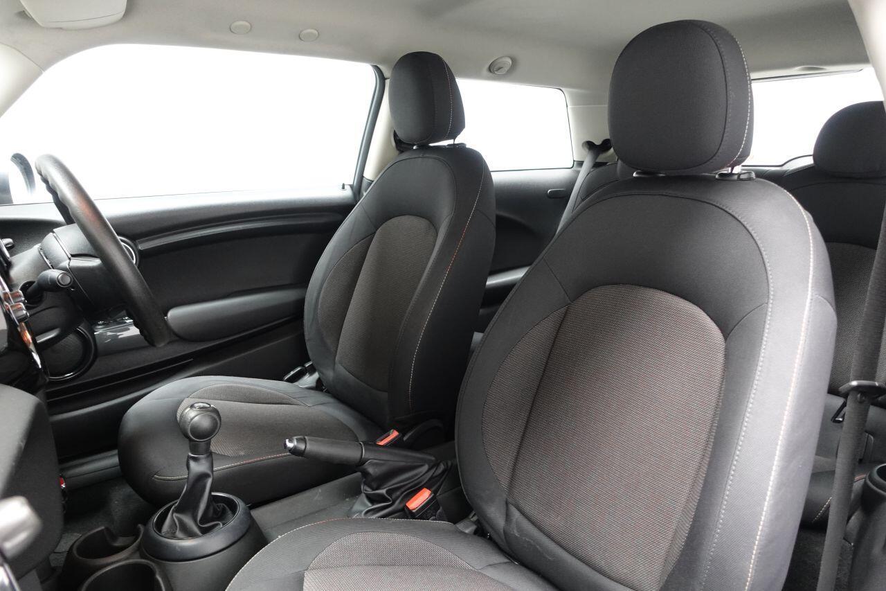 MINI Hatch - Image 17