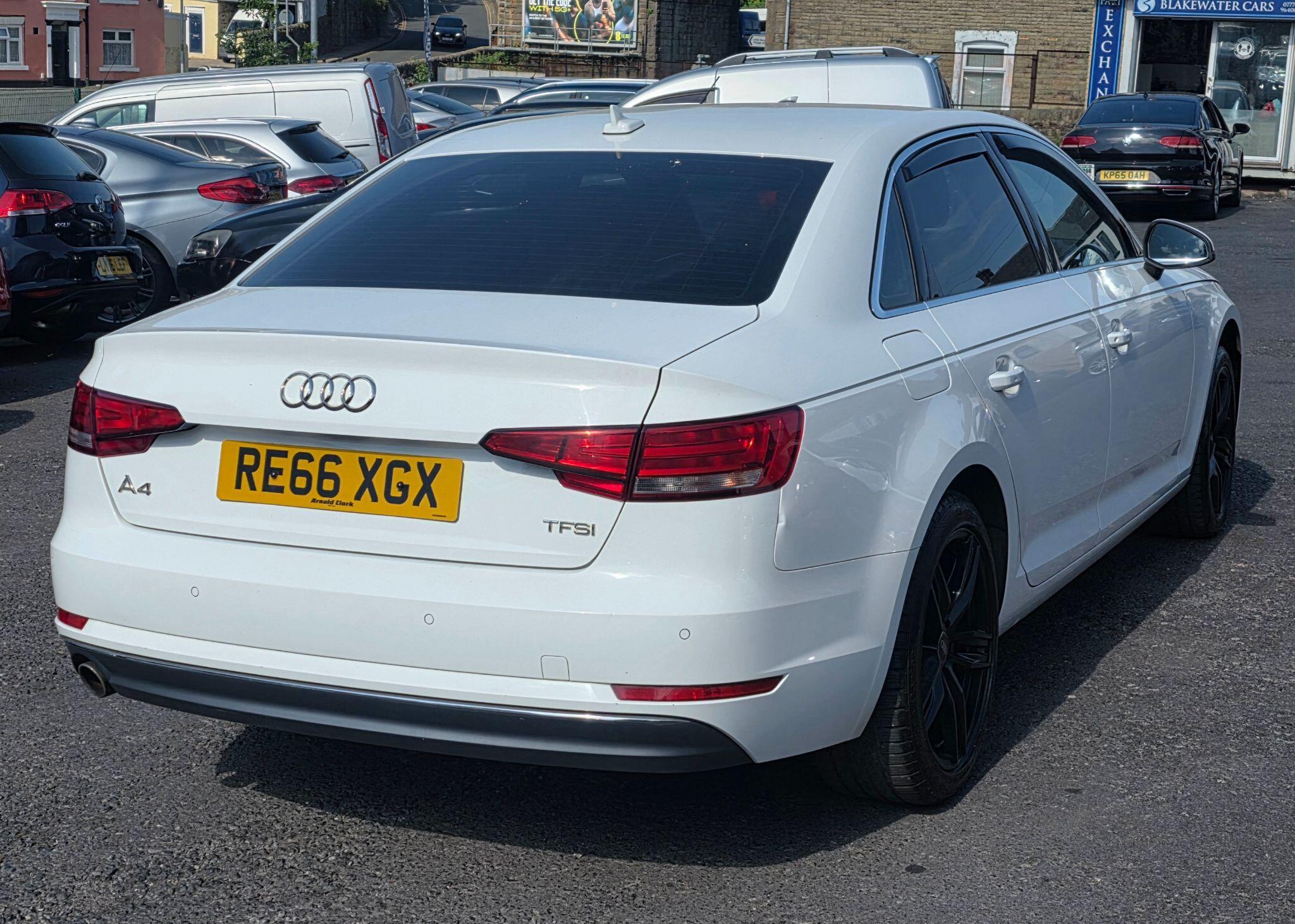 Audi A4 - Image 6
