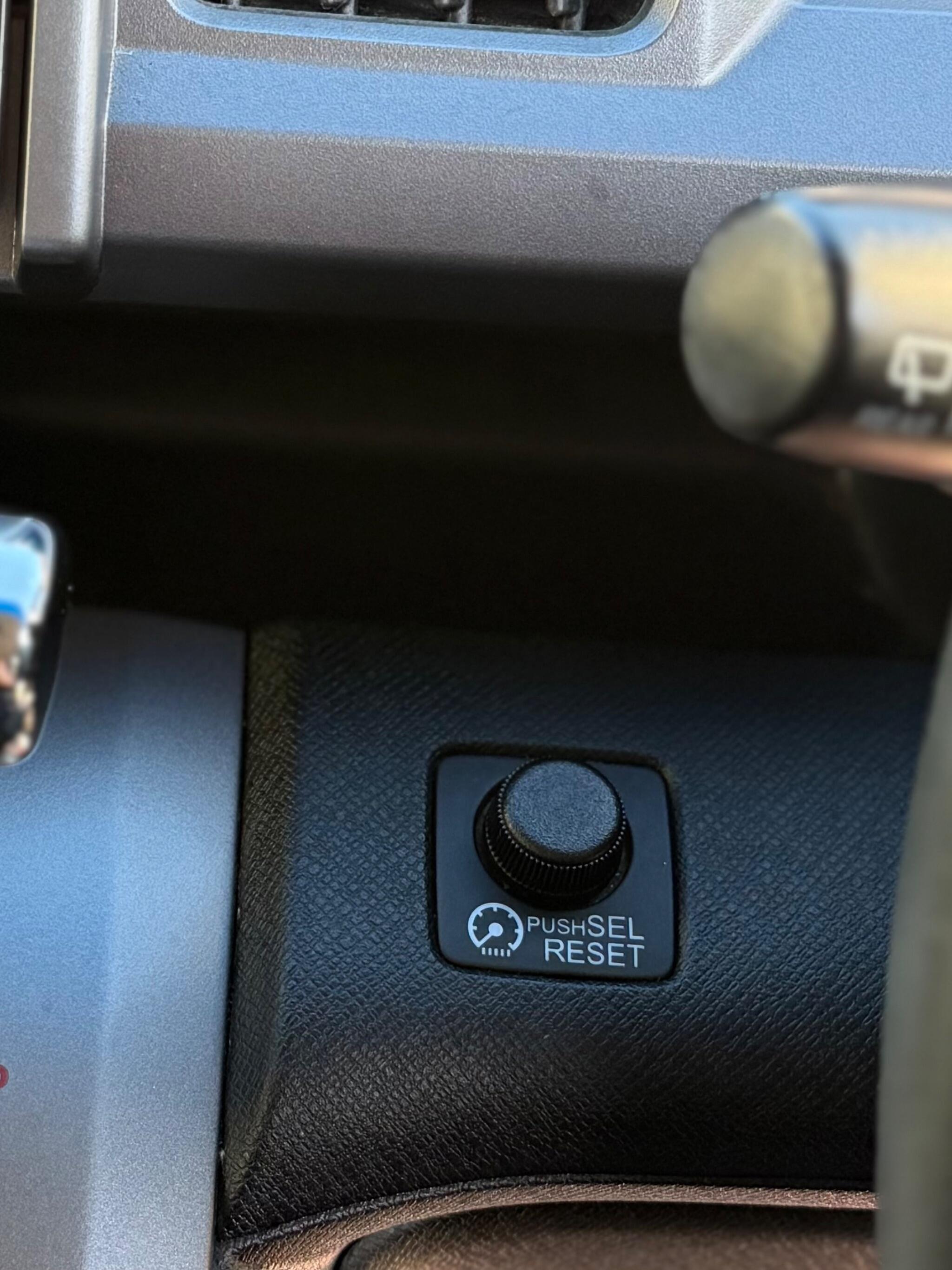 Honda Stepwagon - Image 38