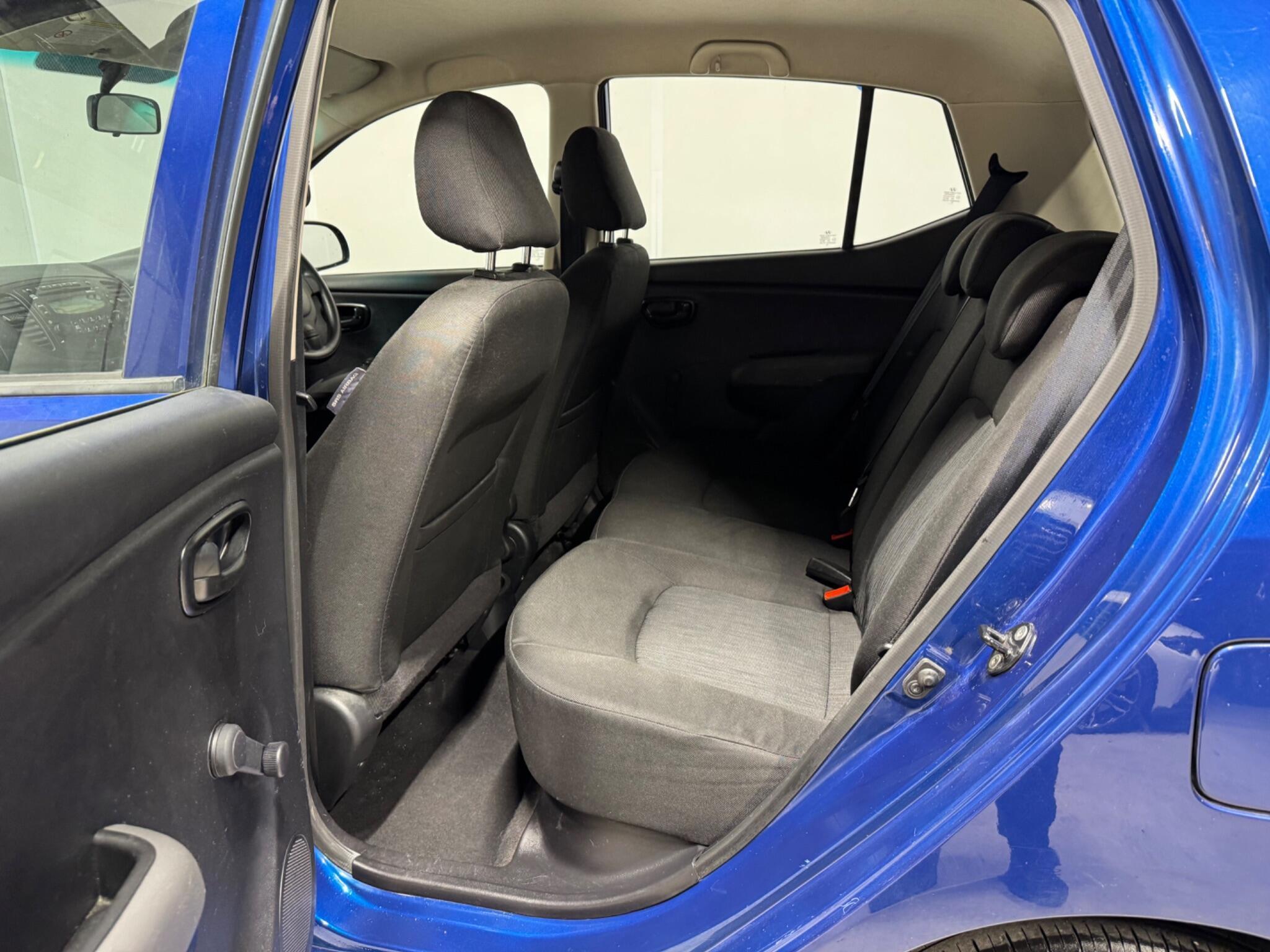 Hyundai i10 - Image 8