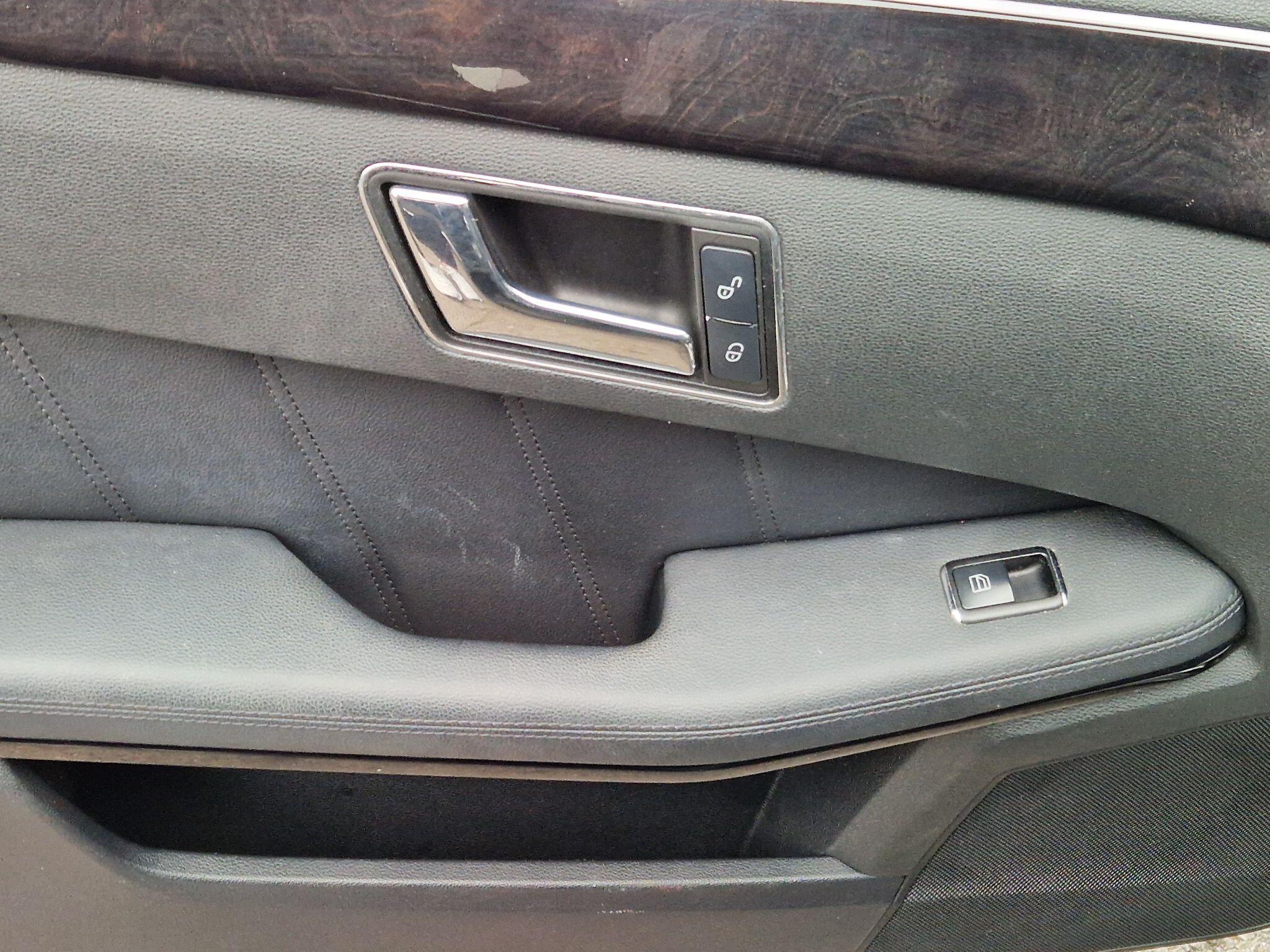 Mercedes E Class - Image 51