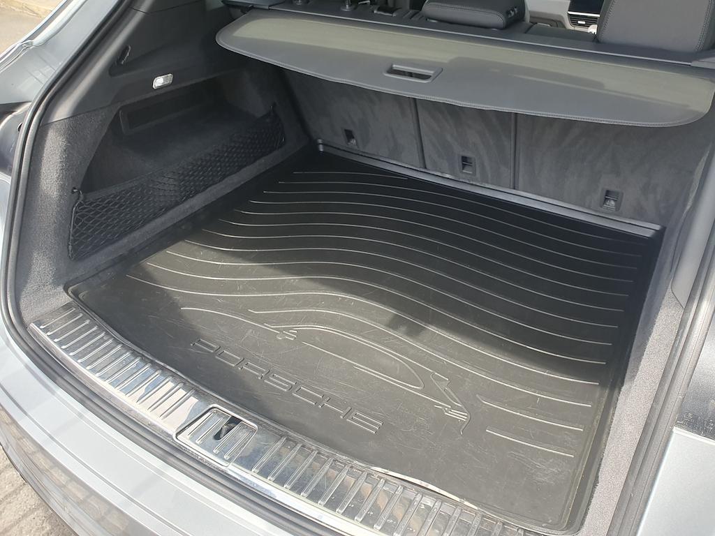 Porsche Cayenne - Image 19