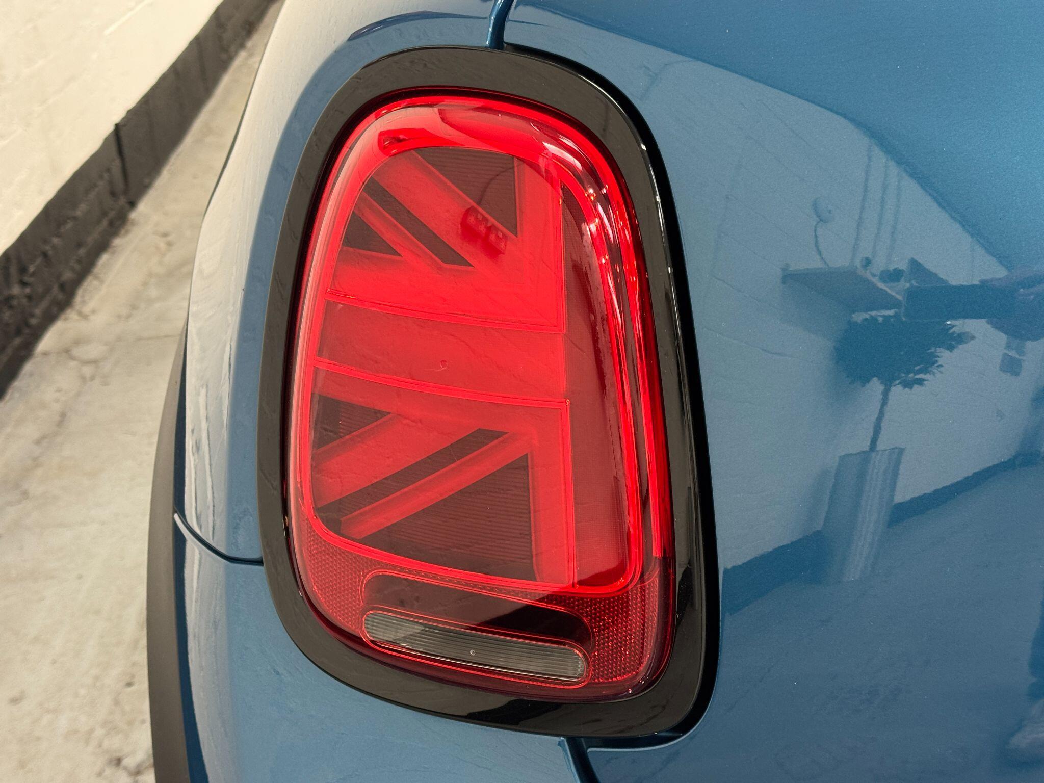 MINI Hatch - Image 49