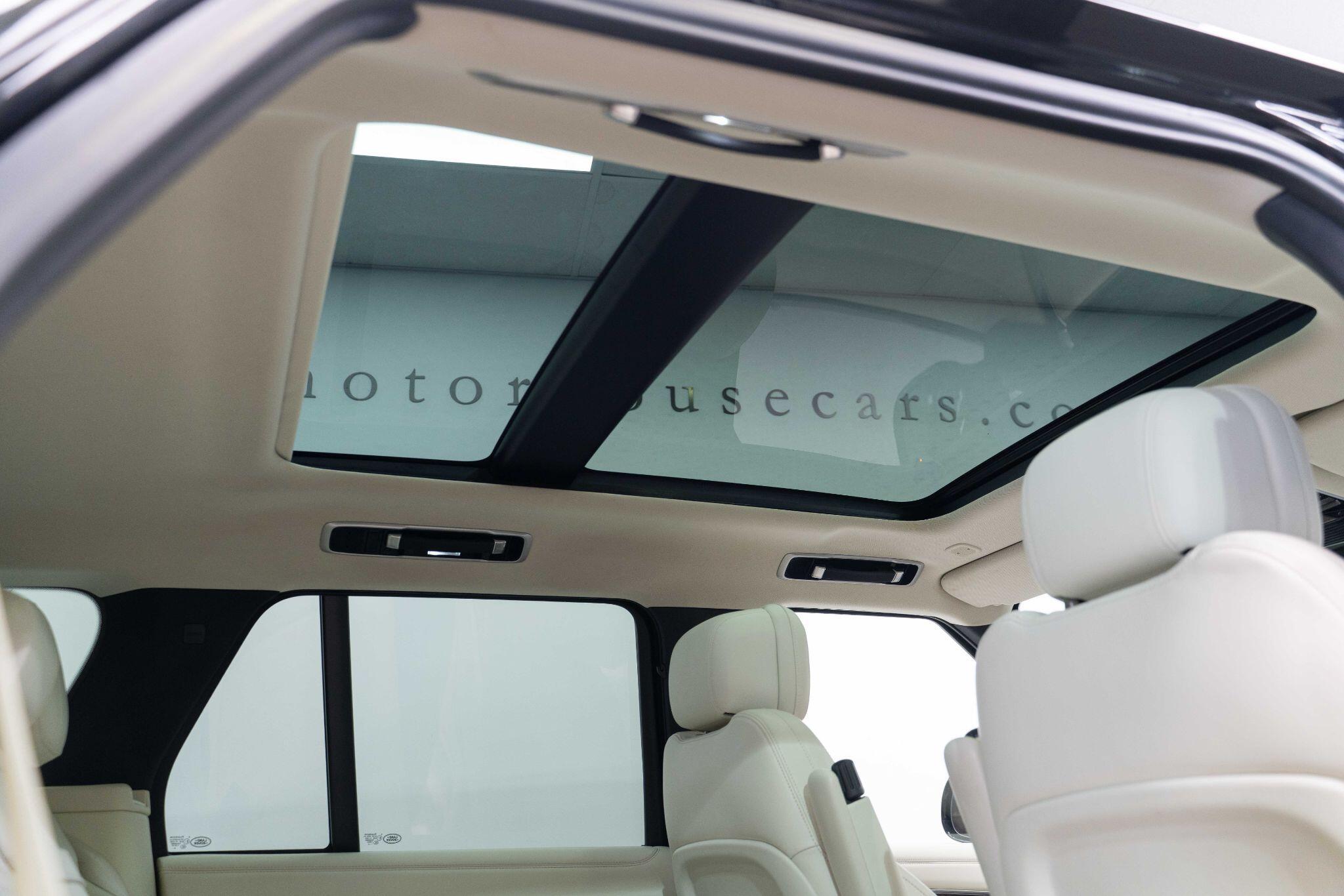 Land Rover Range Rover - Image 16