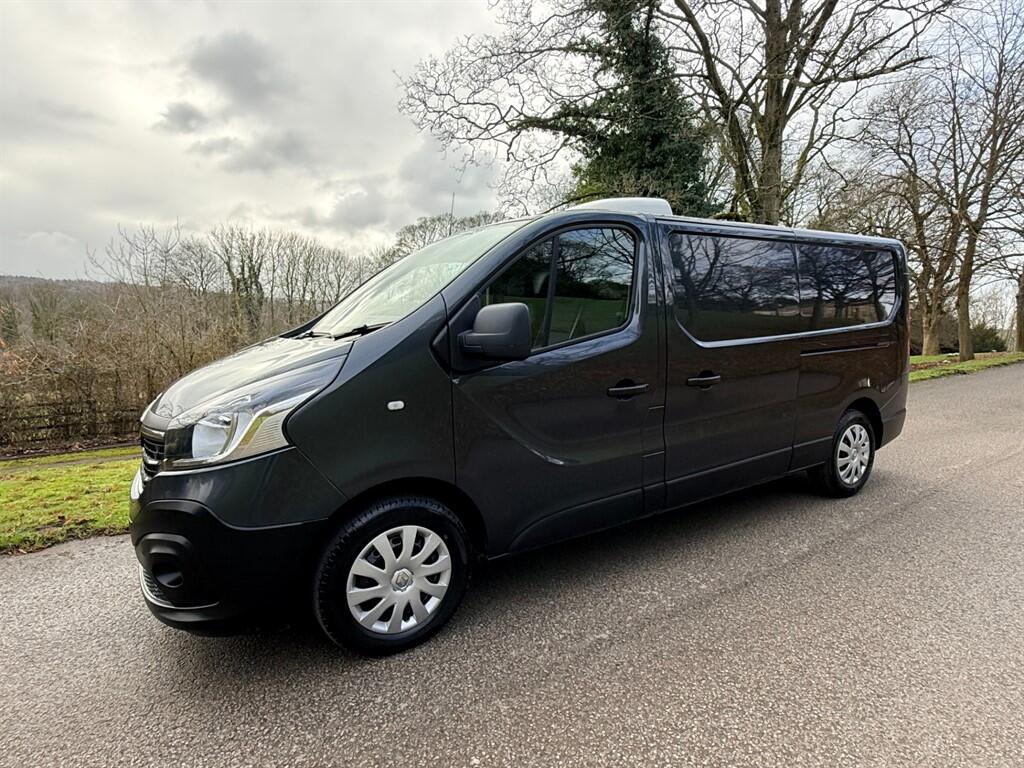 Renault Trafic - Image 30