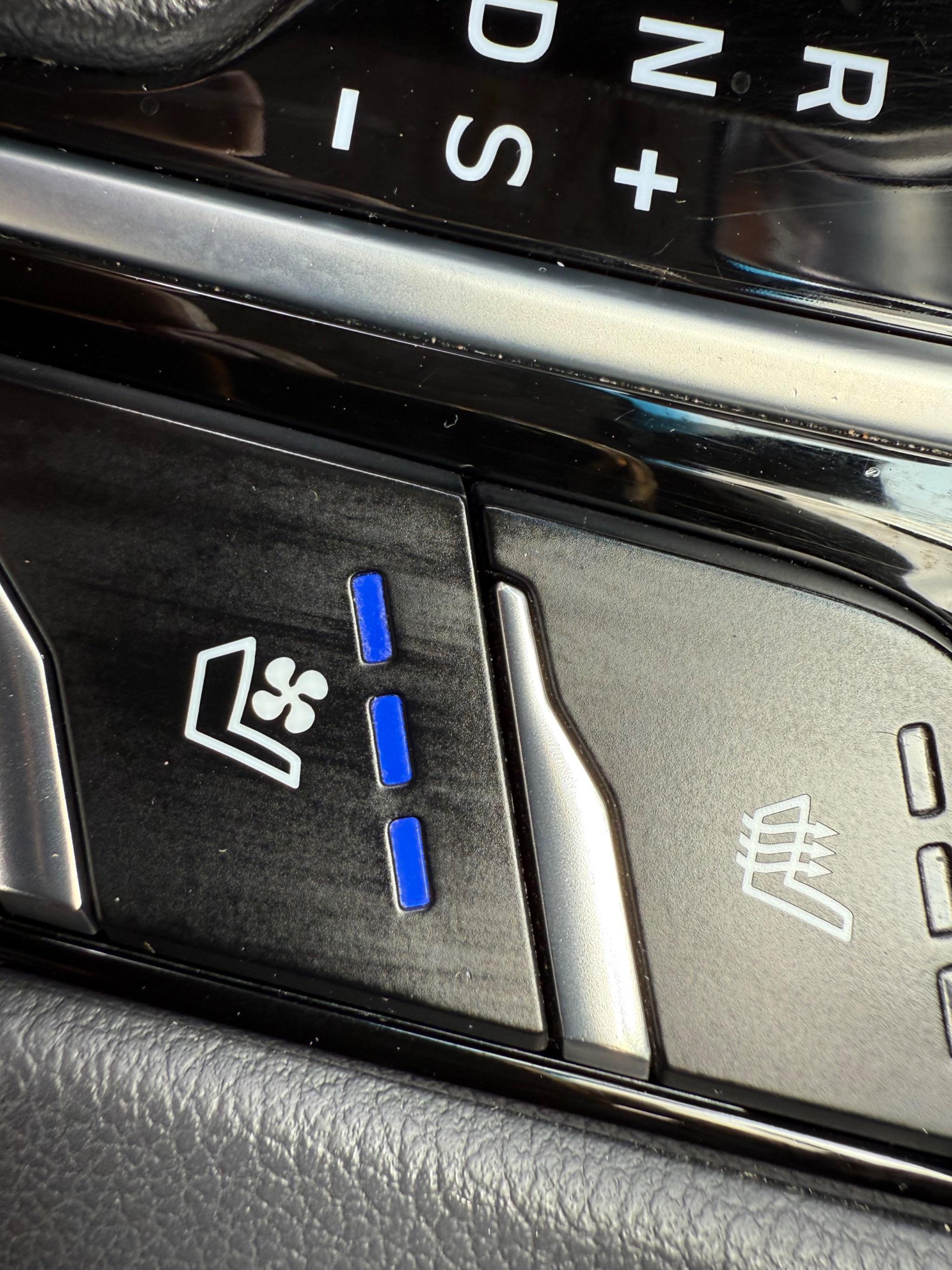 Hyundai Ioniq - Image 43