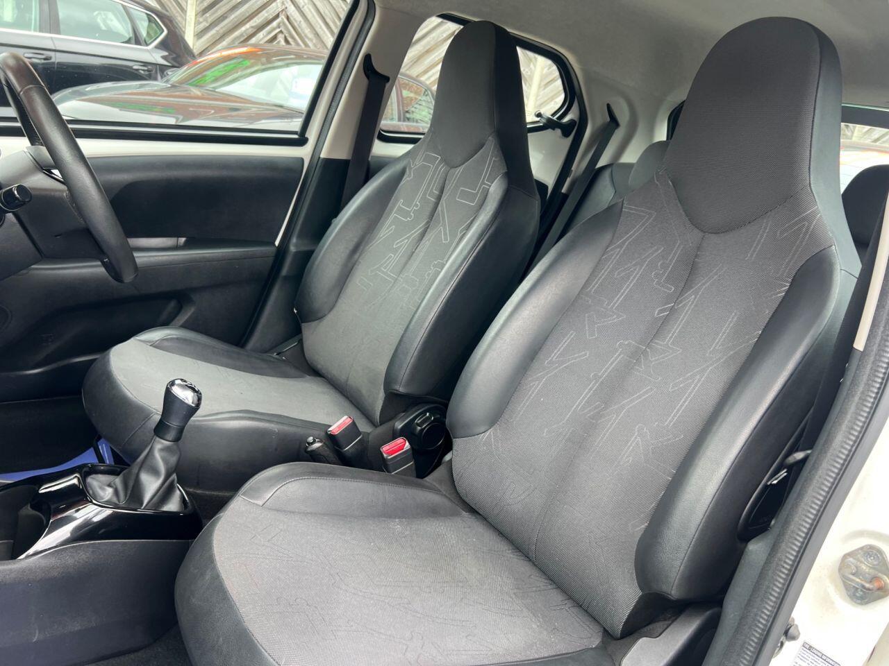 Toyota Aygo - Image 17