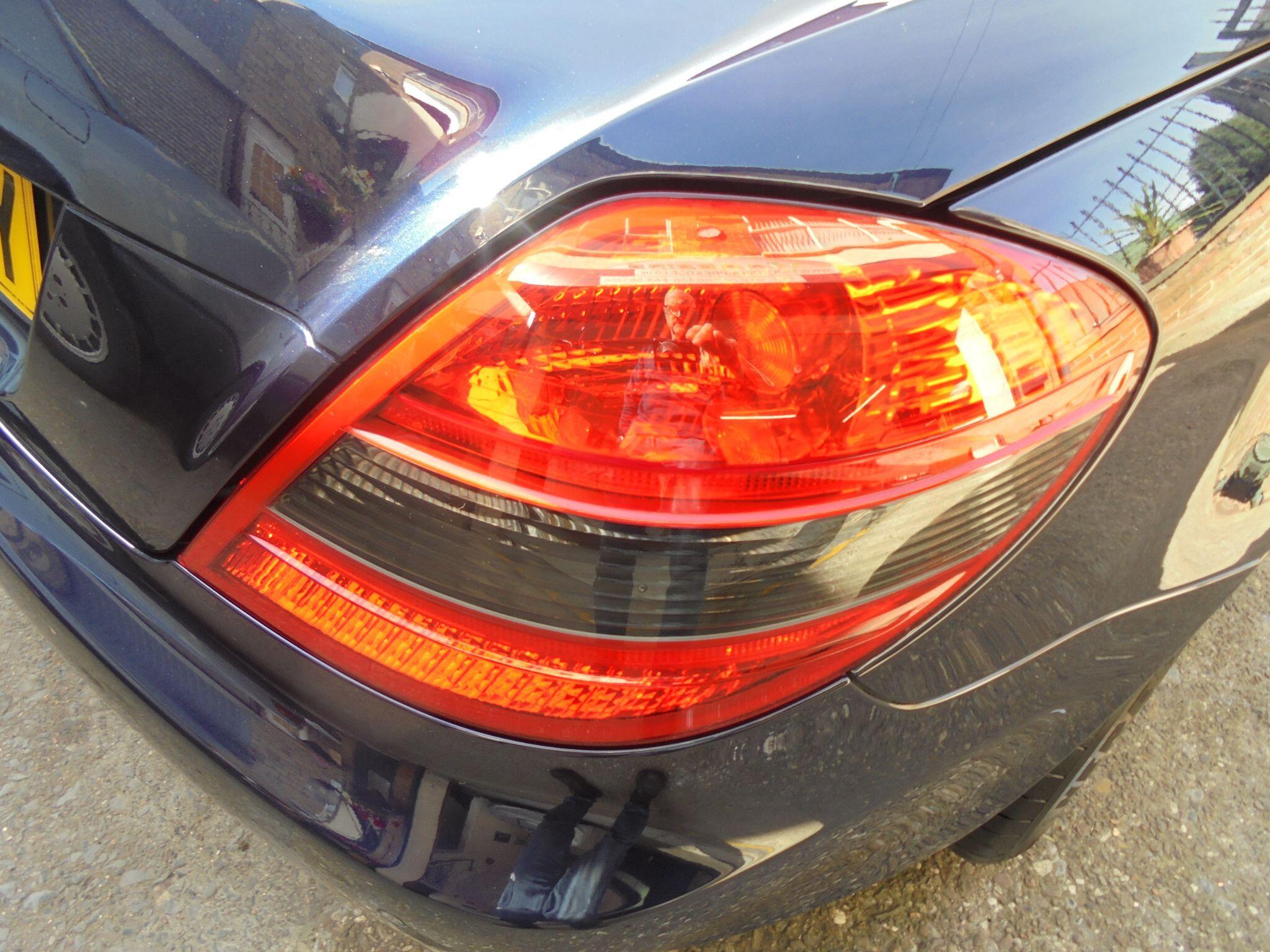 Mercedes SLK - Image 17
