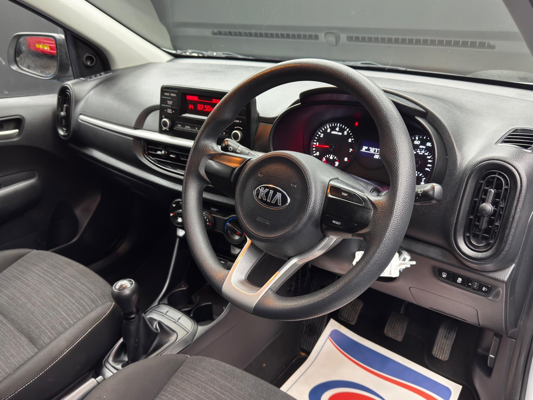 Kia Picanto - Image 11