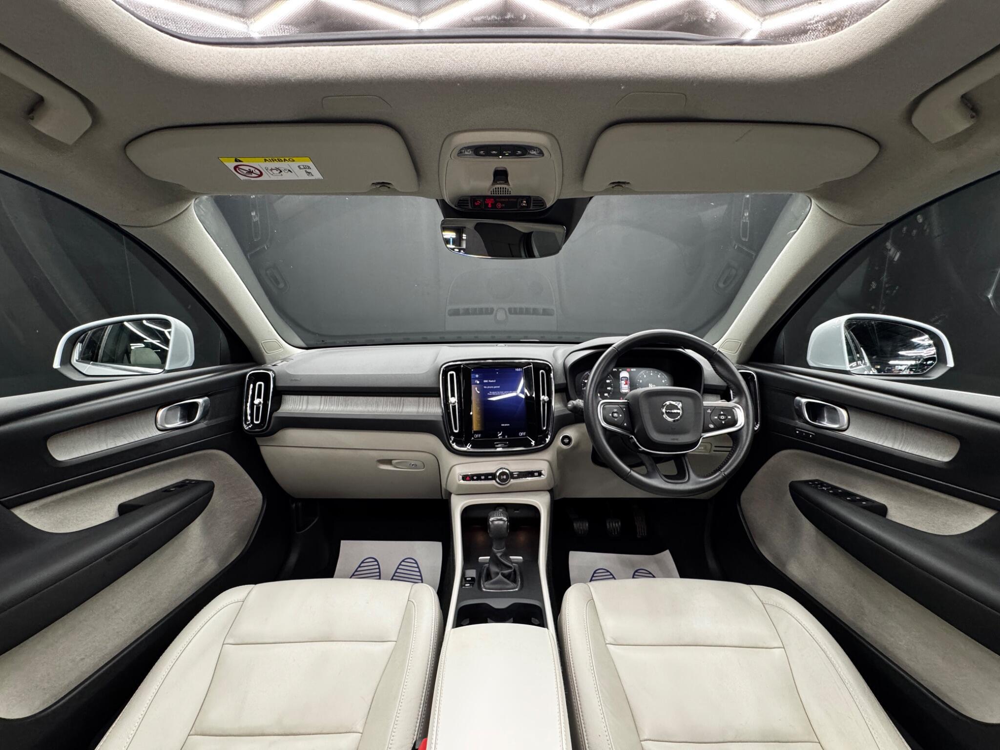 Volvo XC40 - Image 17