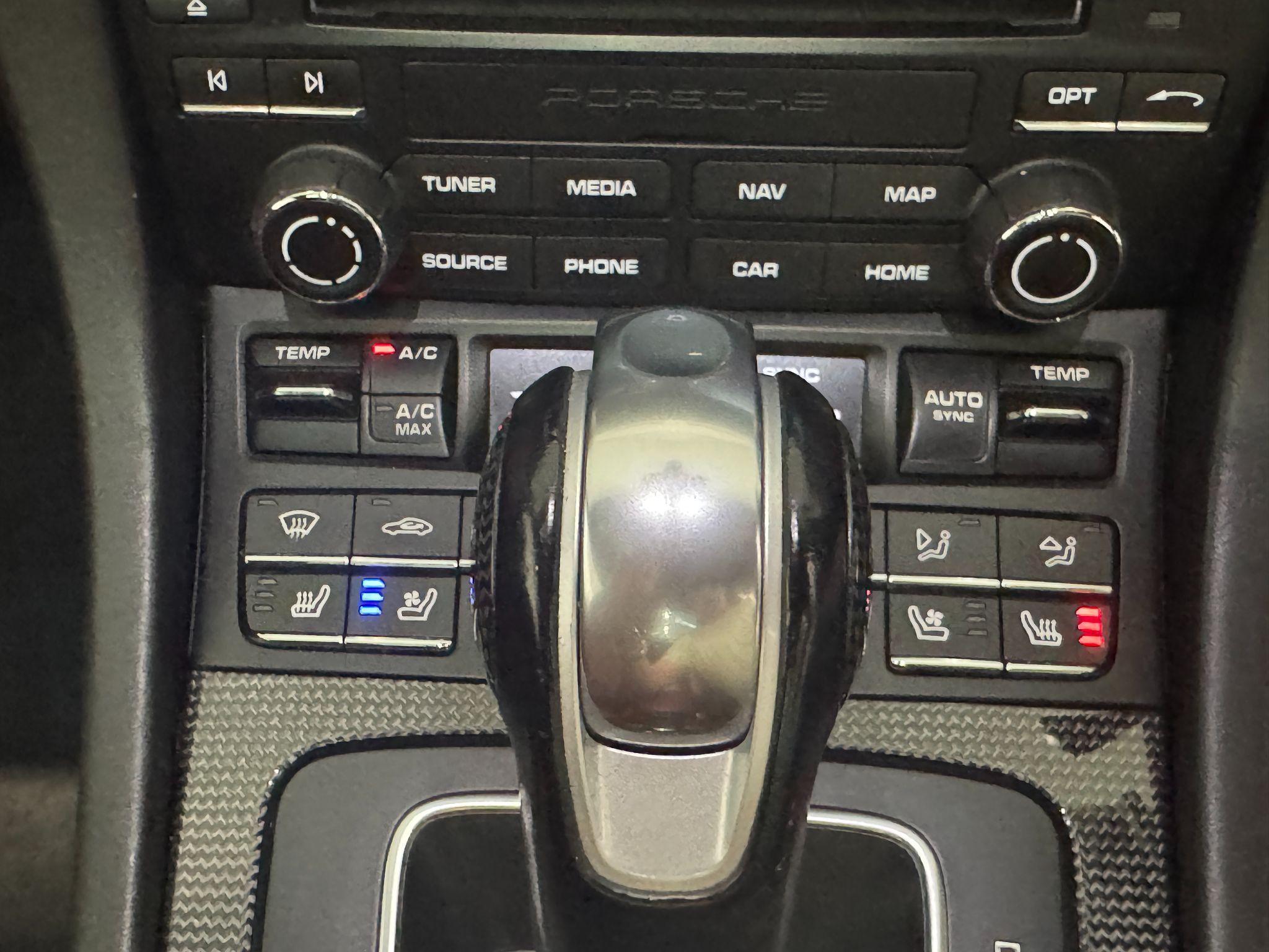 Porsche 911 - Image 89