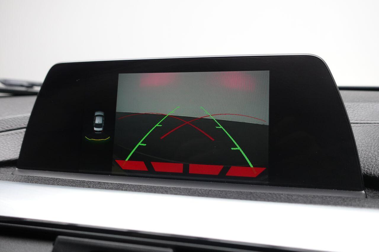 BMW 3 Series - Image 21