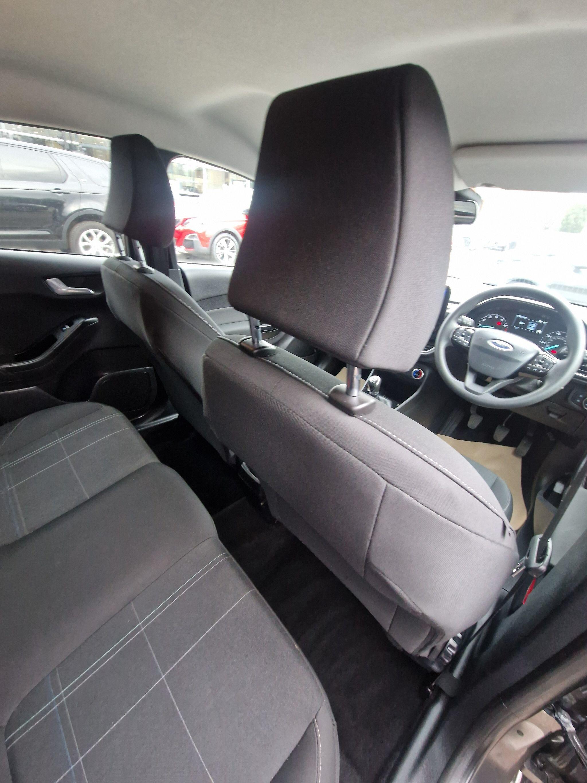 Ford Fiesta - Image 34