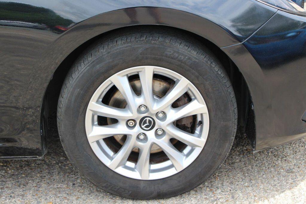 Mazda MAZDA3 - Image 9