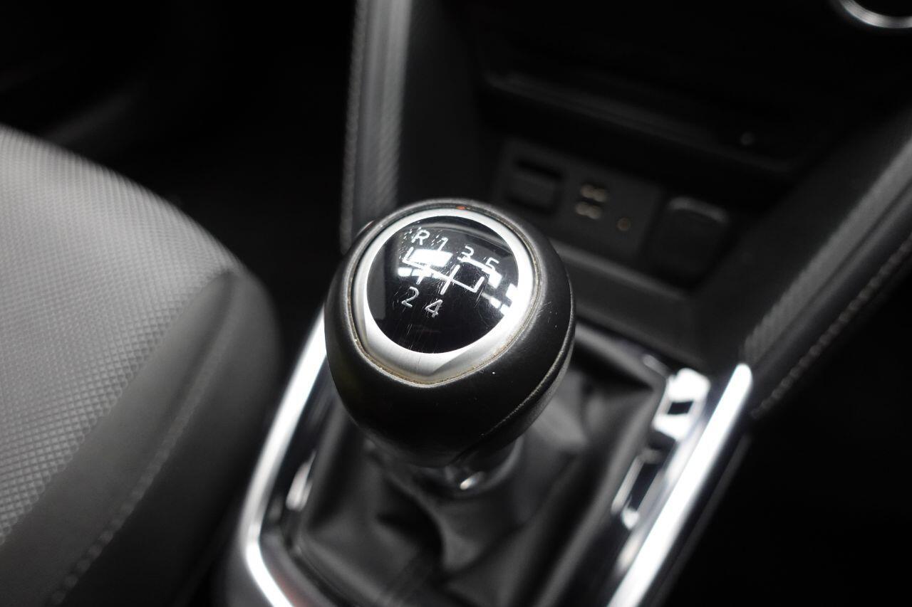 Mazda MAZDA2 - Image 32