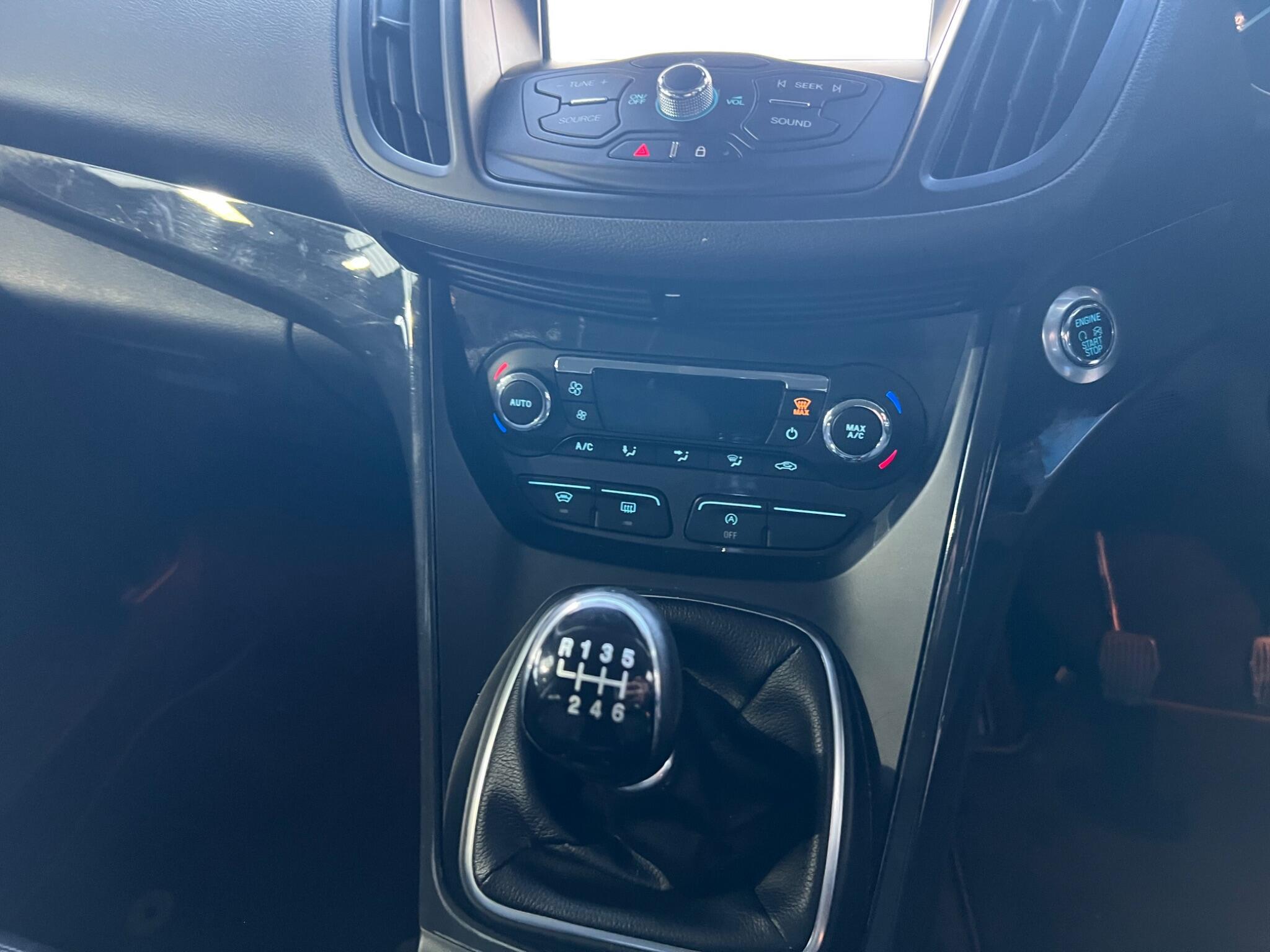 Ford Kuga - Image 13