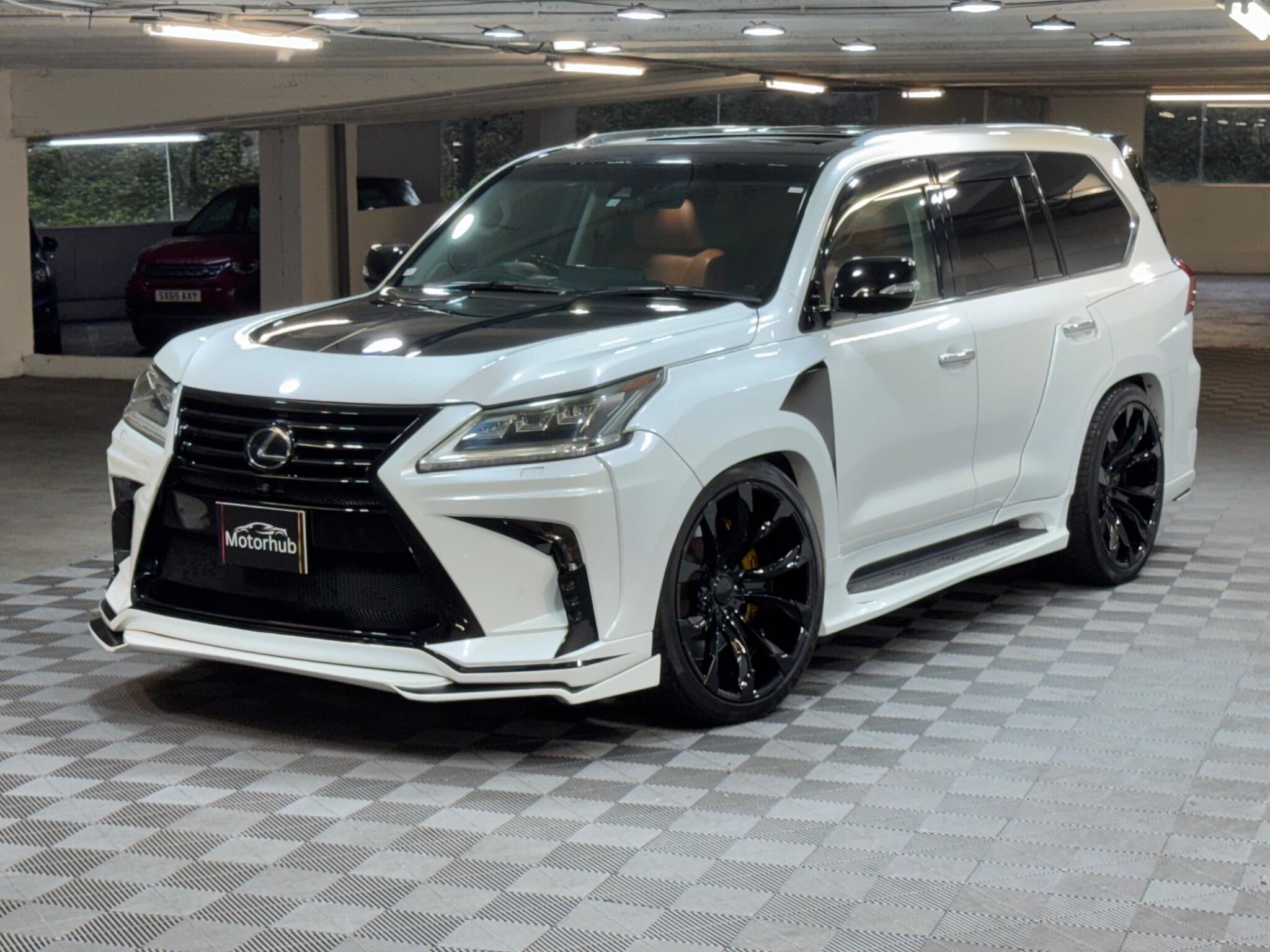 Lexus LX - Image 18