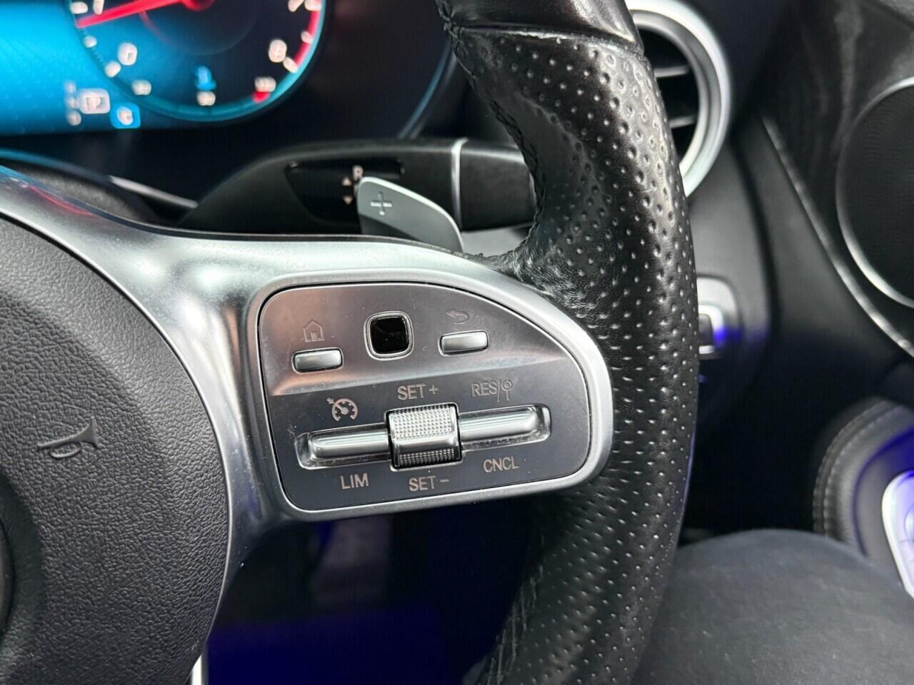 Mercedes C-Class - Image 18