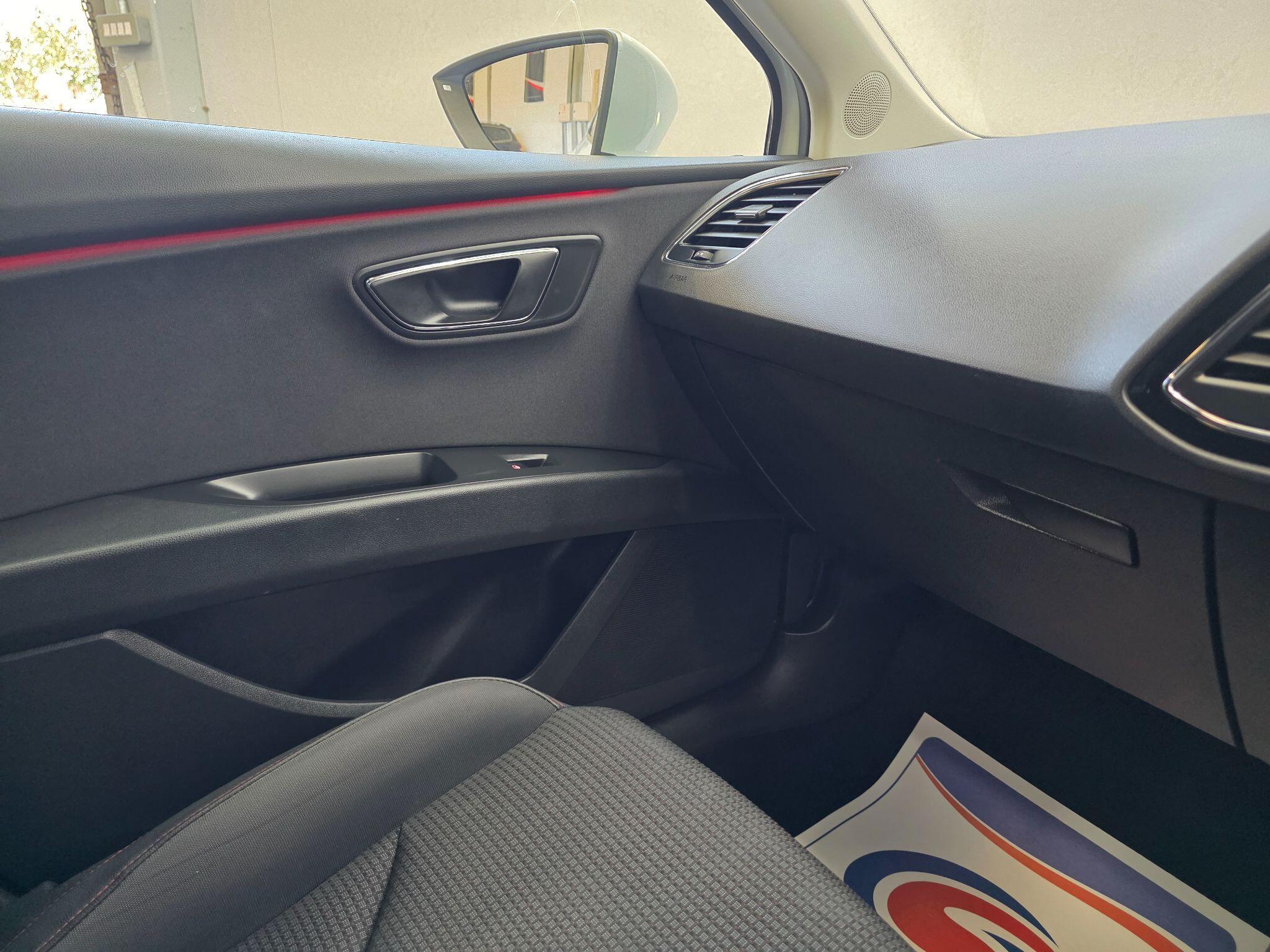 SEAT Leon - Image 18