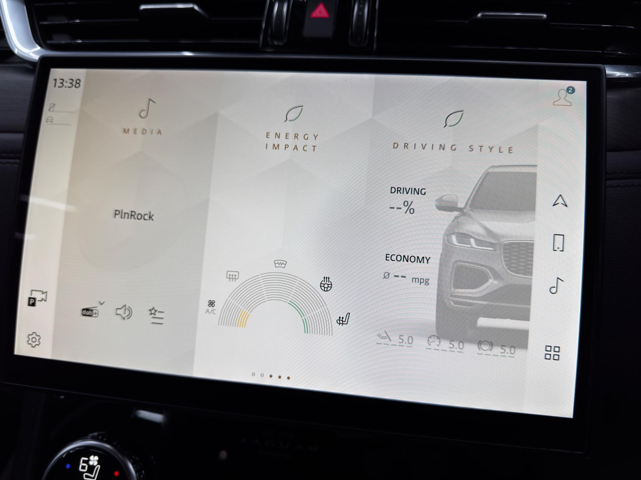 Jaguar F-Pace - Image 31