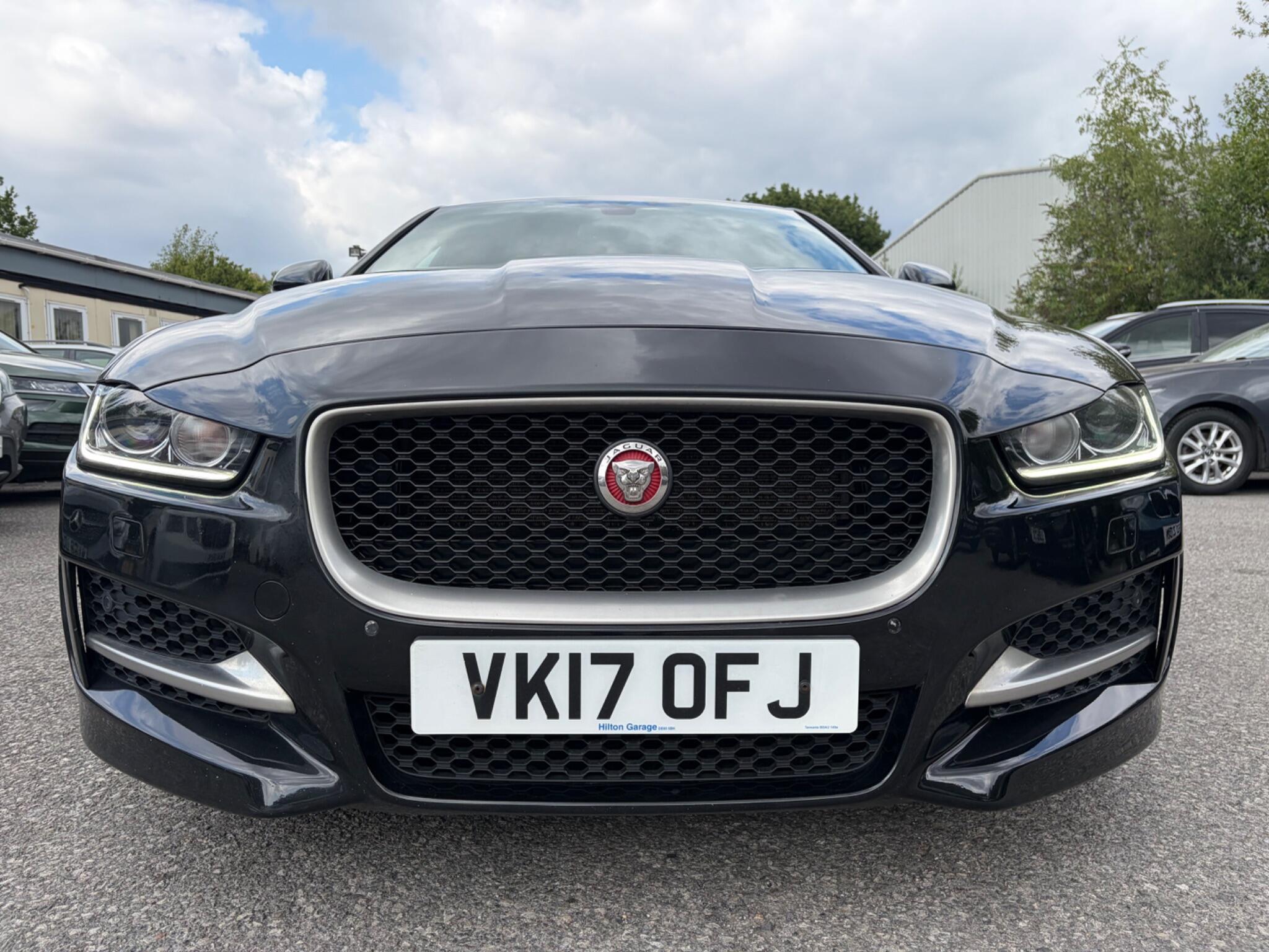 Jaguar XE - Image 7