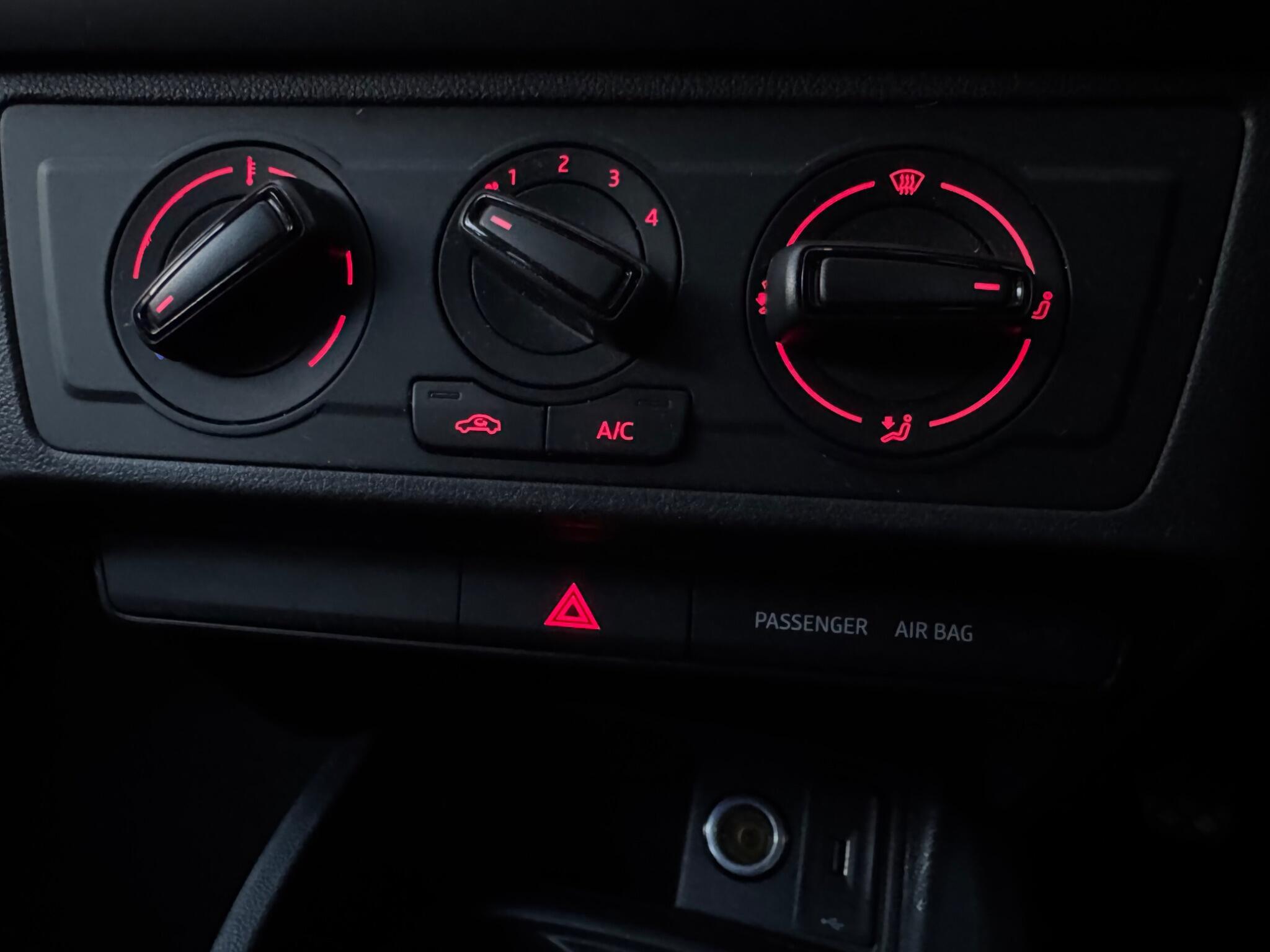 SEAT Ibiza - Image 17