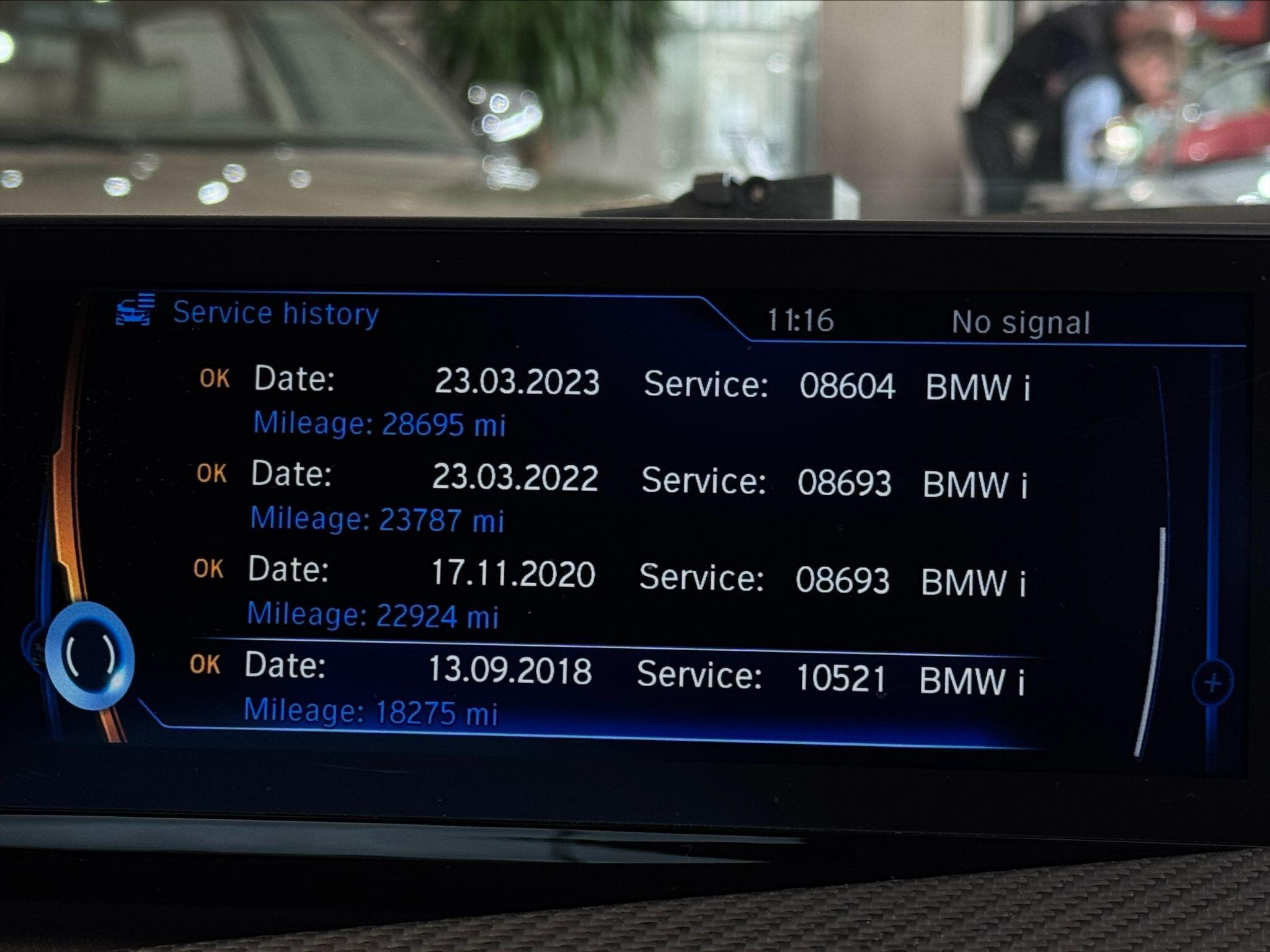 BMW i8 - Image 34