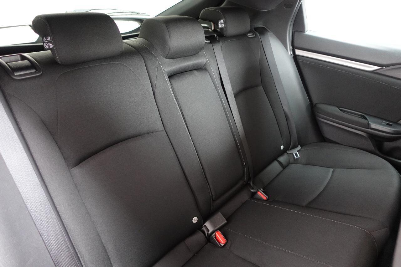 Honda Civic - Image 18