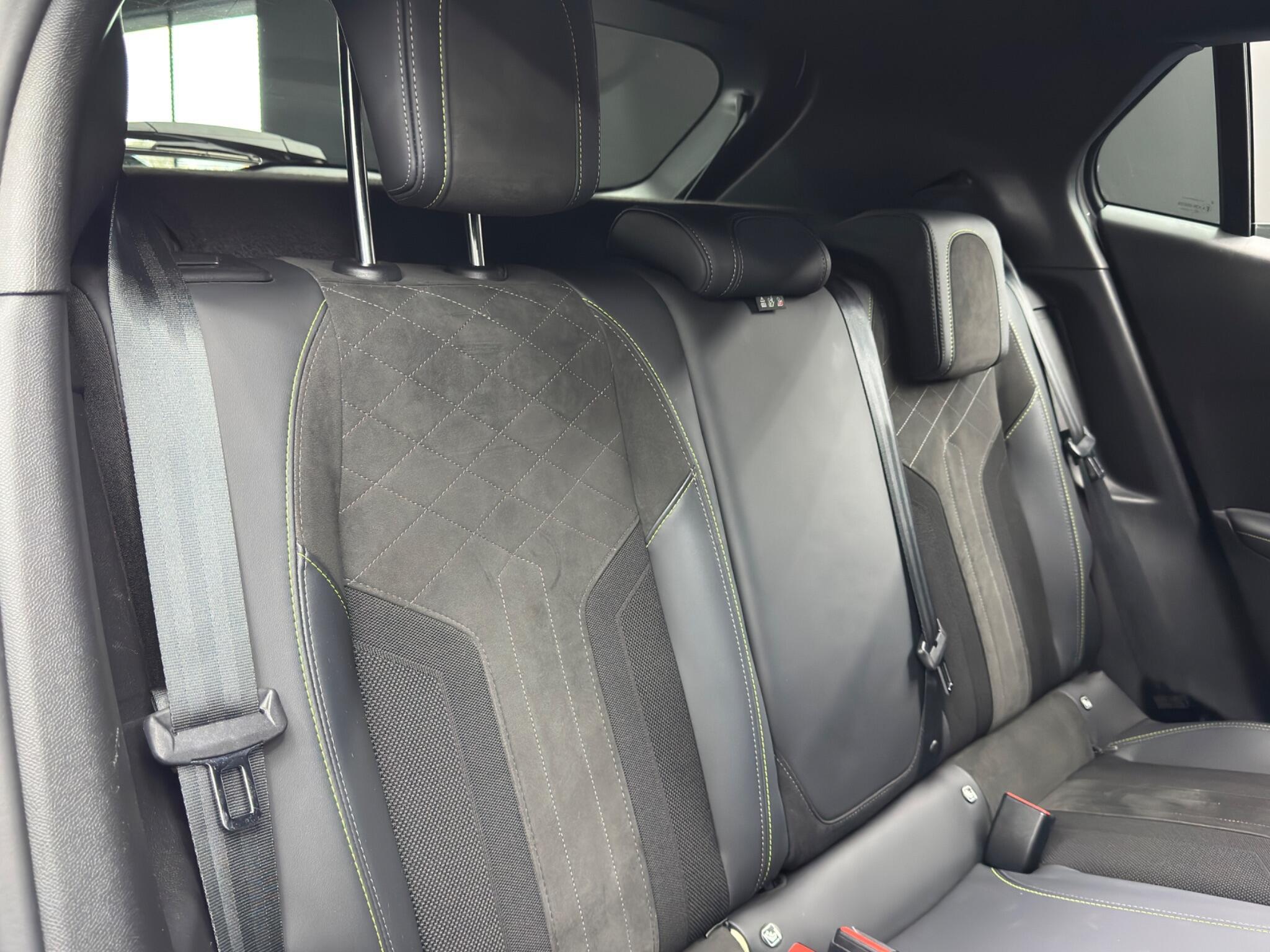 Peugeot E-2008 - Image 15