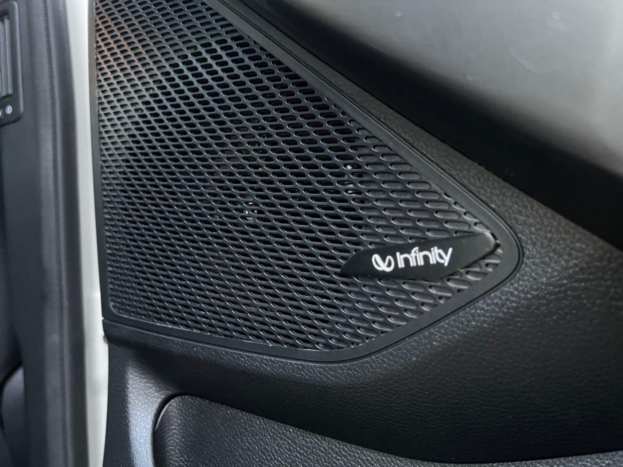 Hyundai Santa Fe - Image 24