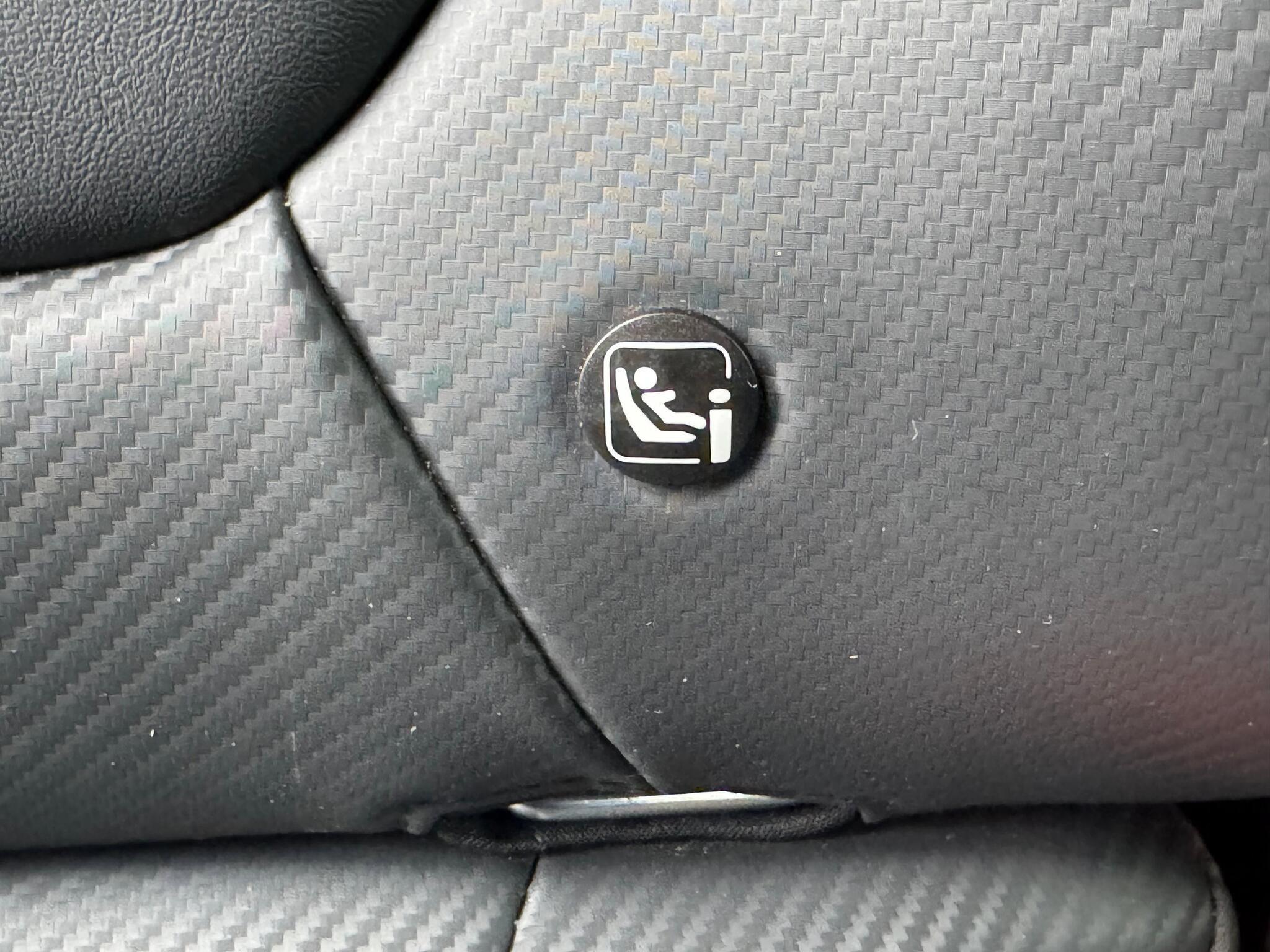 MG MG ZS - Image 12