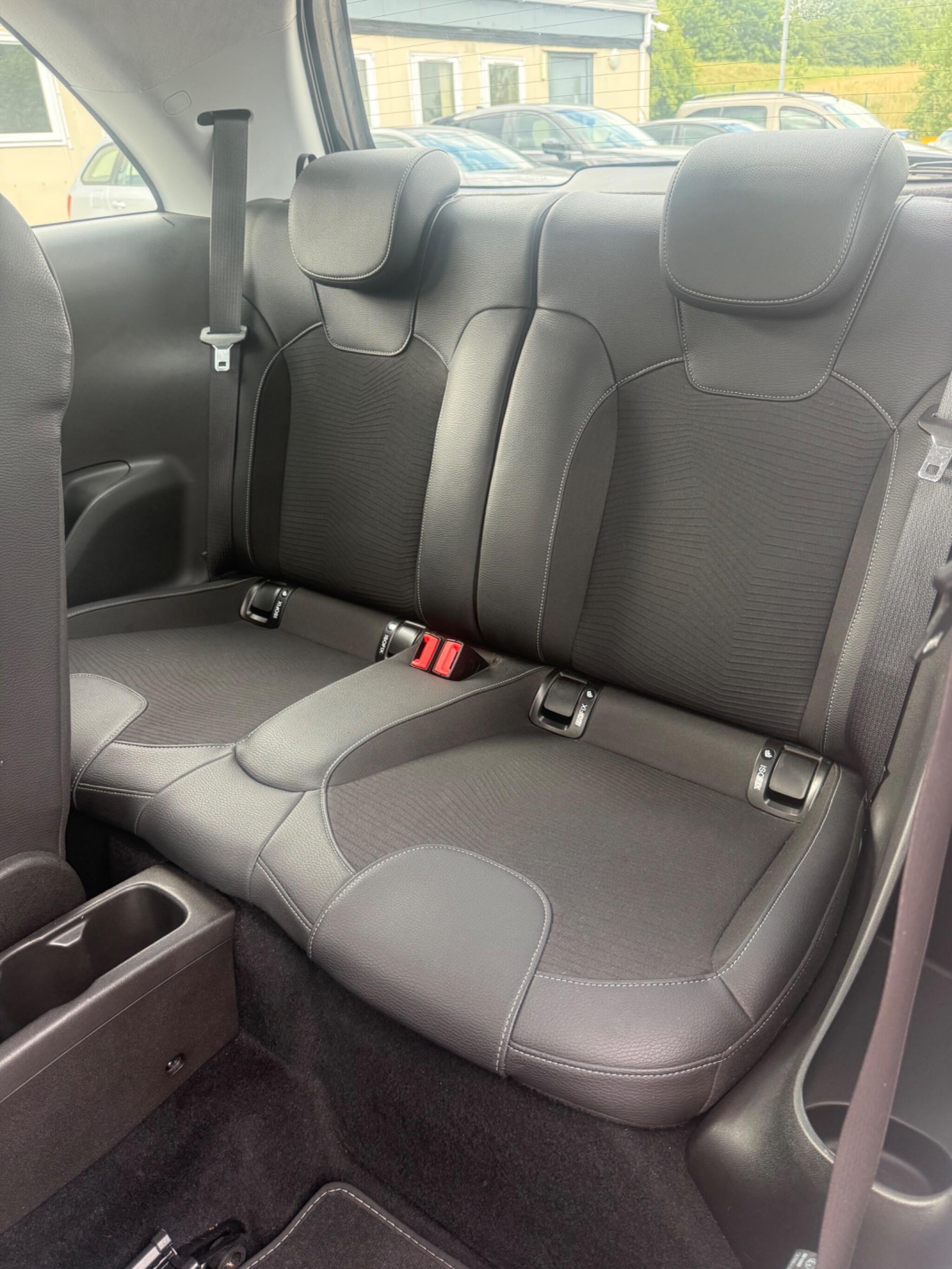 Vauxhall ADAM - Image 20