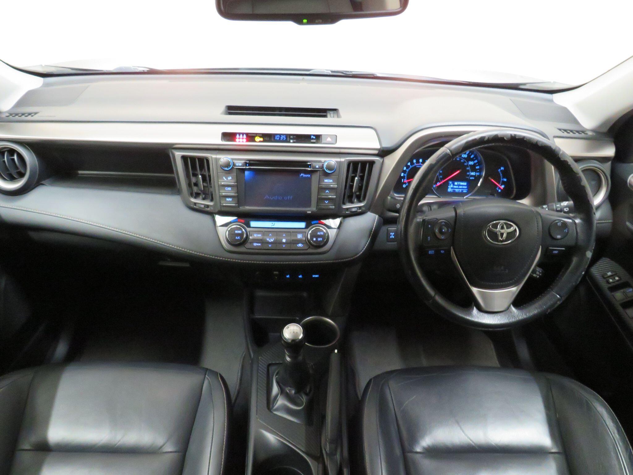 Toyota RAV4 - Image 13