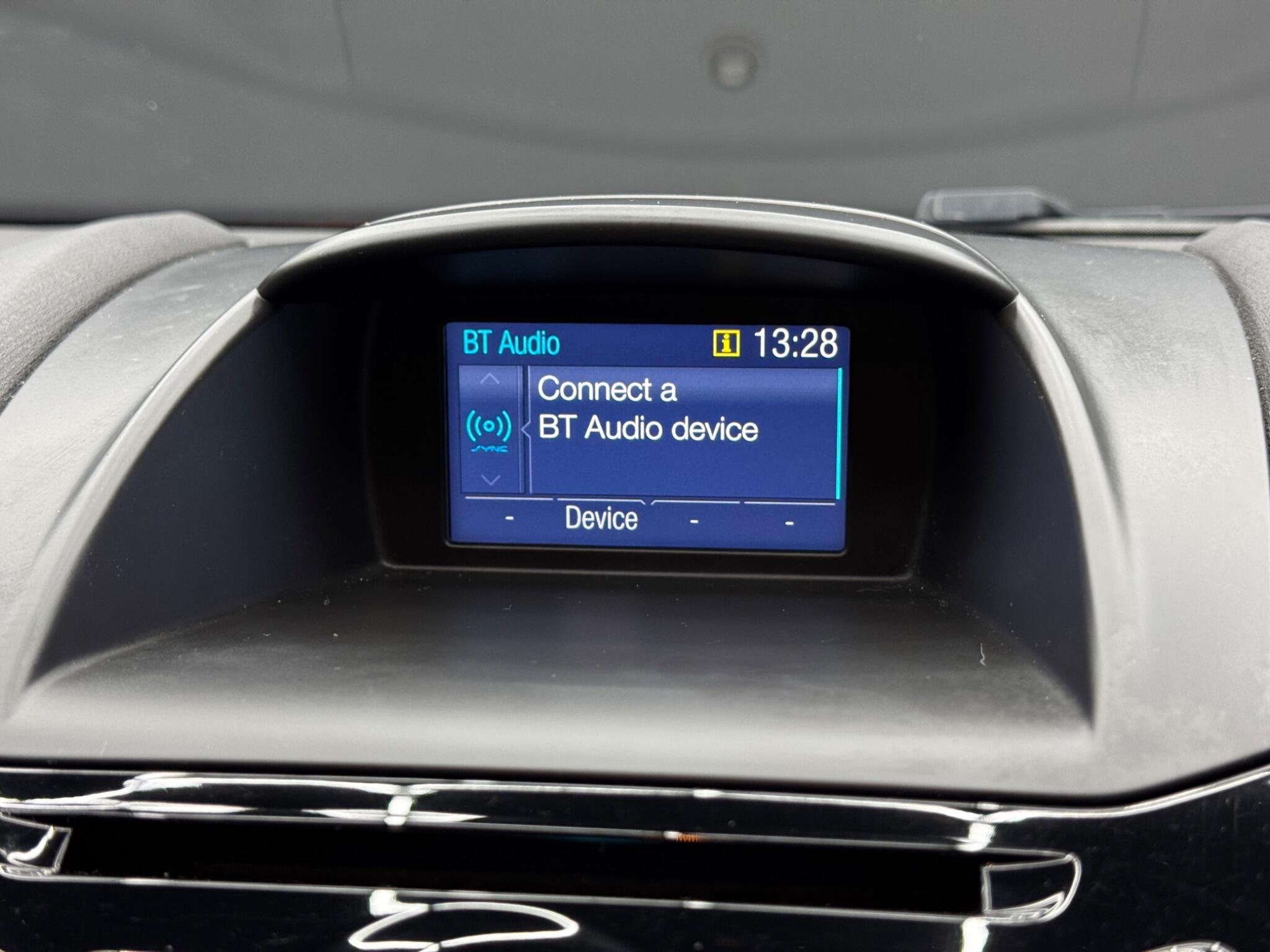 Ford Fiesta - Image 34