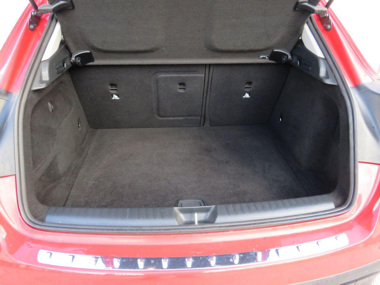 Mercedes-benz GLA - Image 11