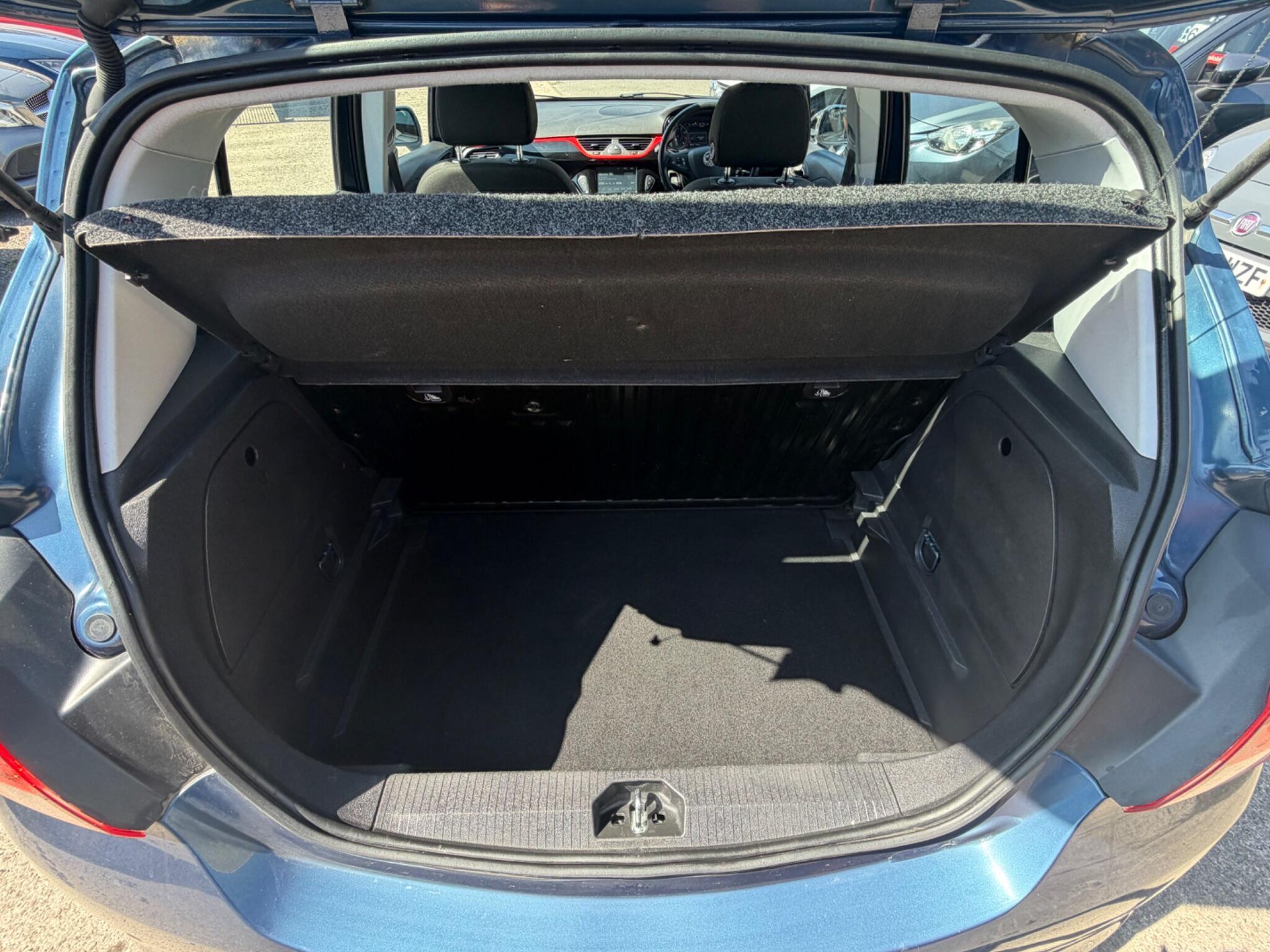 Vauxhall Corsa - Image 14