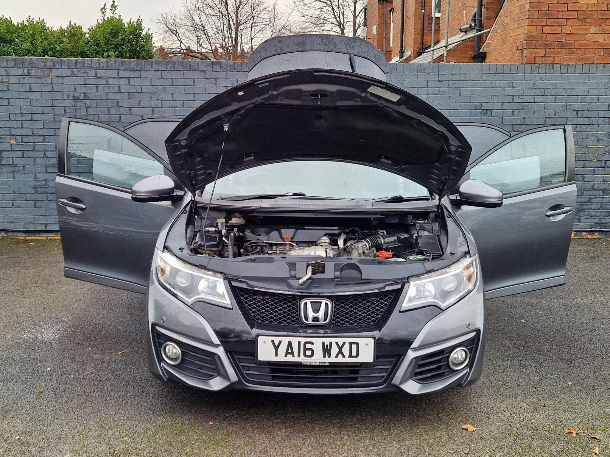 Honda Civic - Image 14
