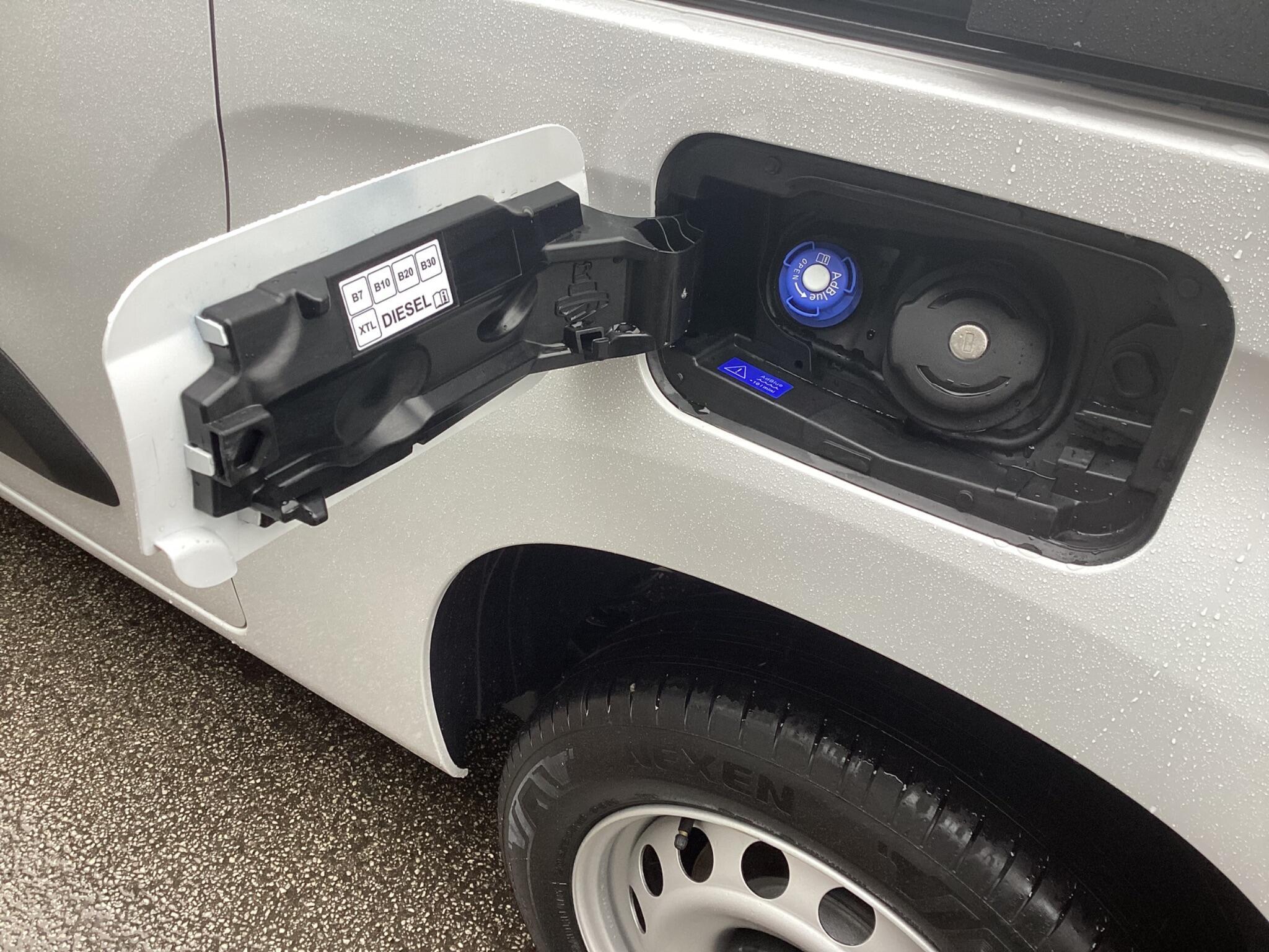 Fiat Doblo - Image 13