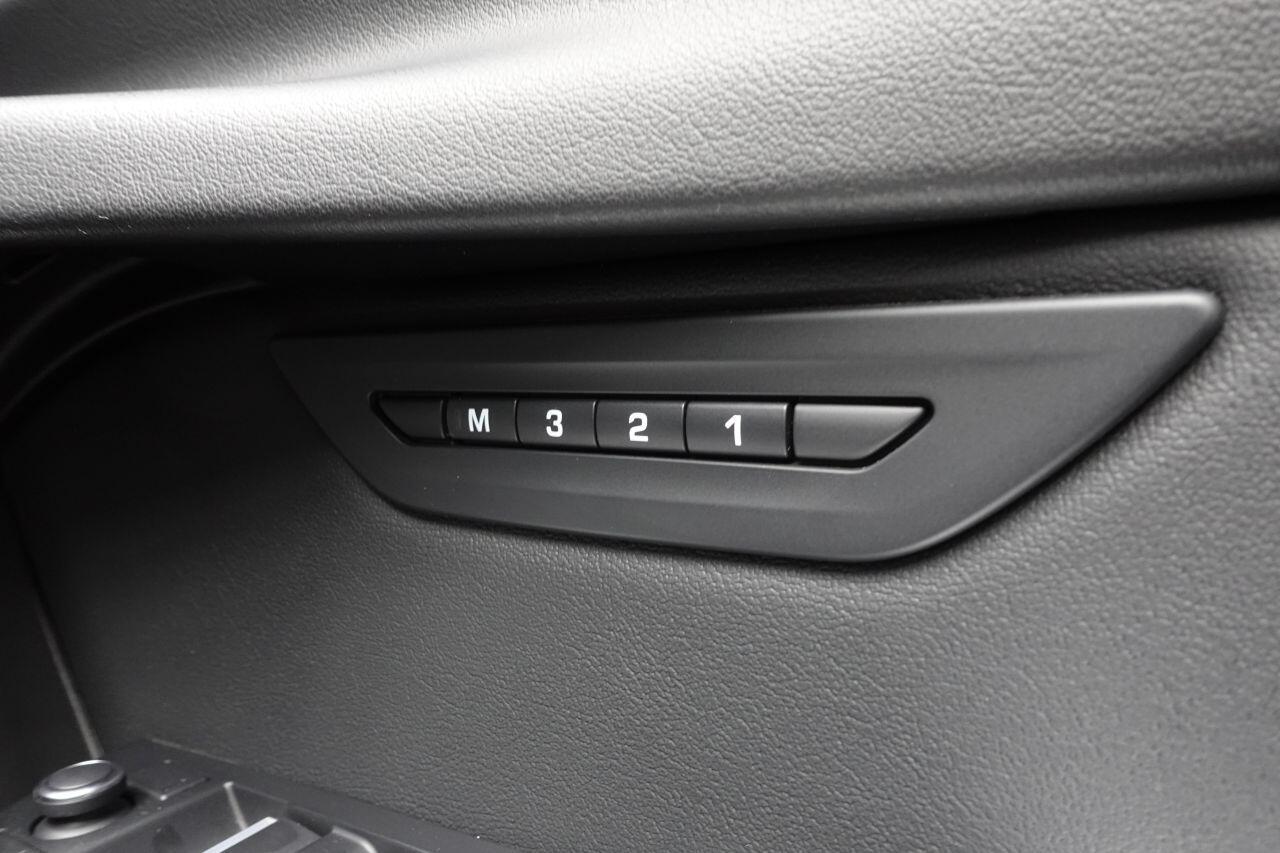 Jaguar XE - Image 18