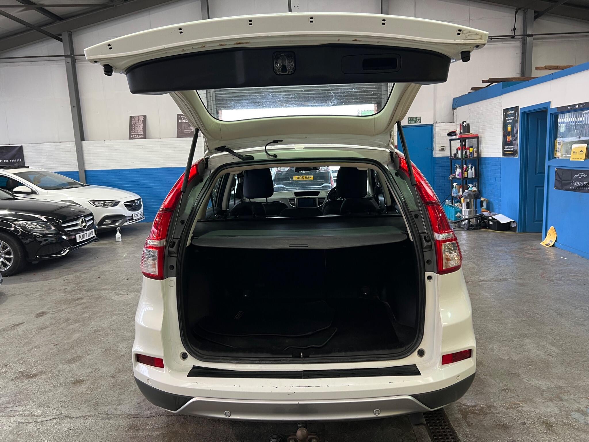 Honda CR-V - Image 32