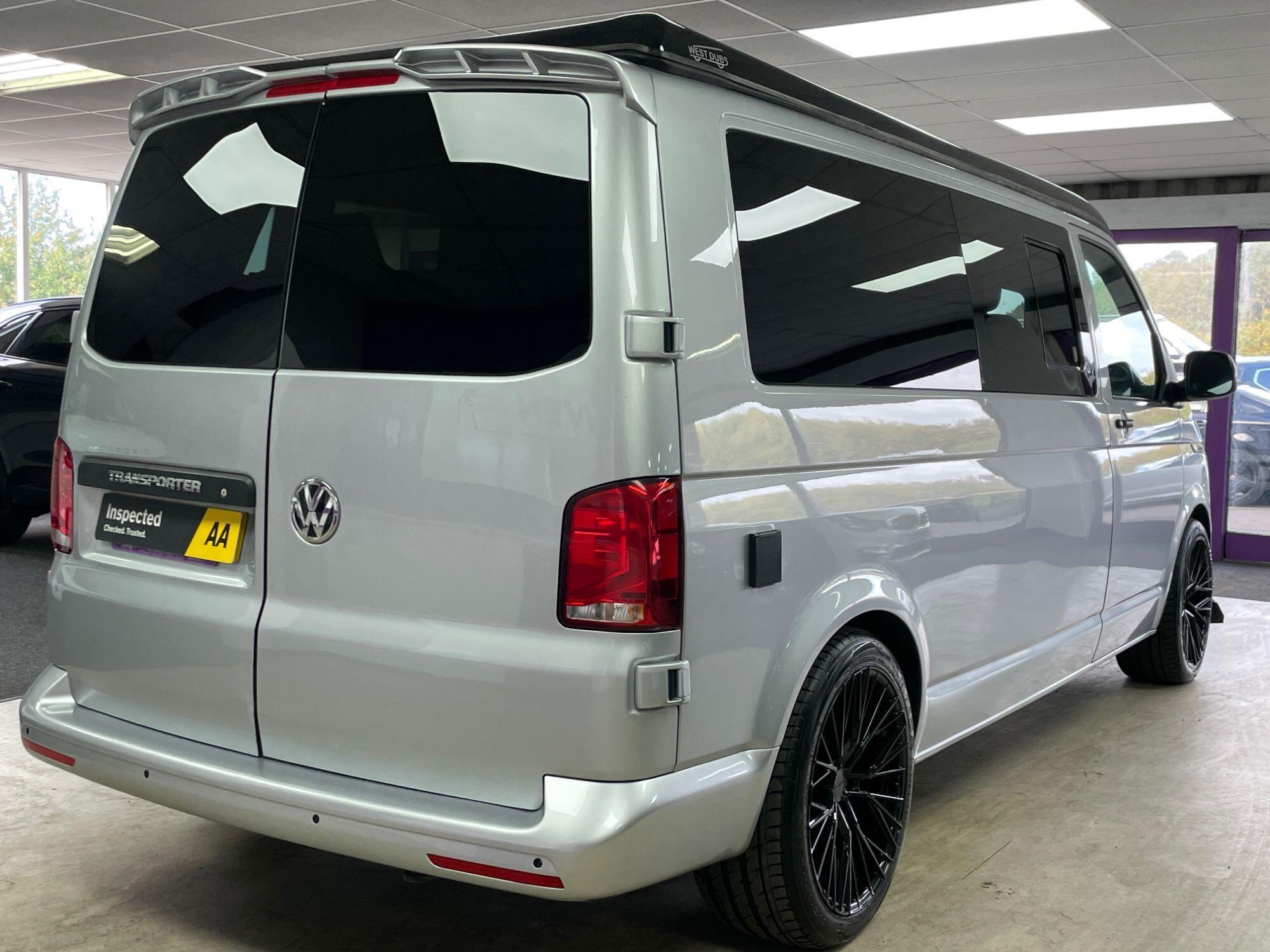 Volkswagen Transporter - Image 12